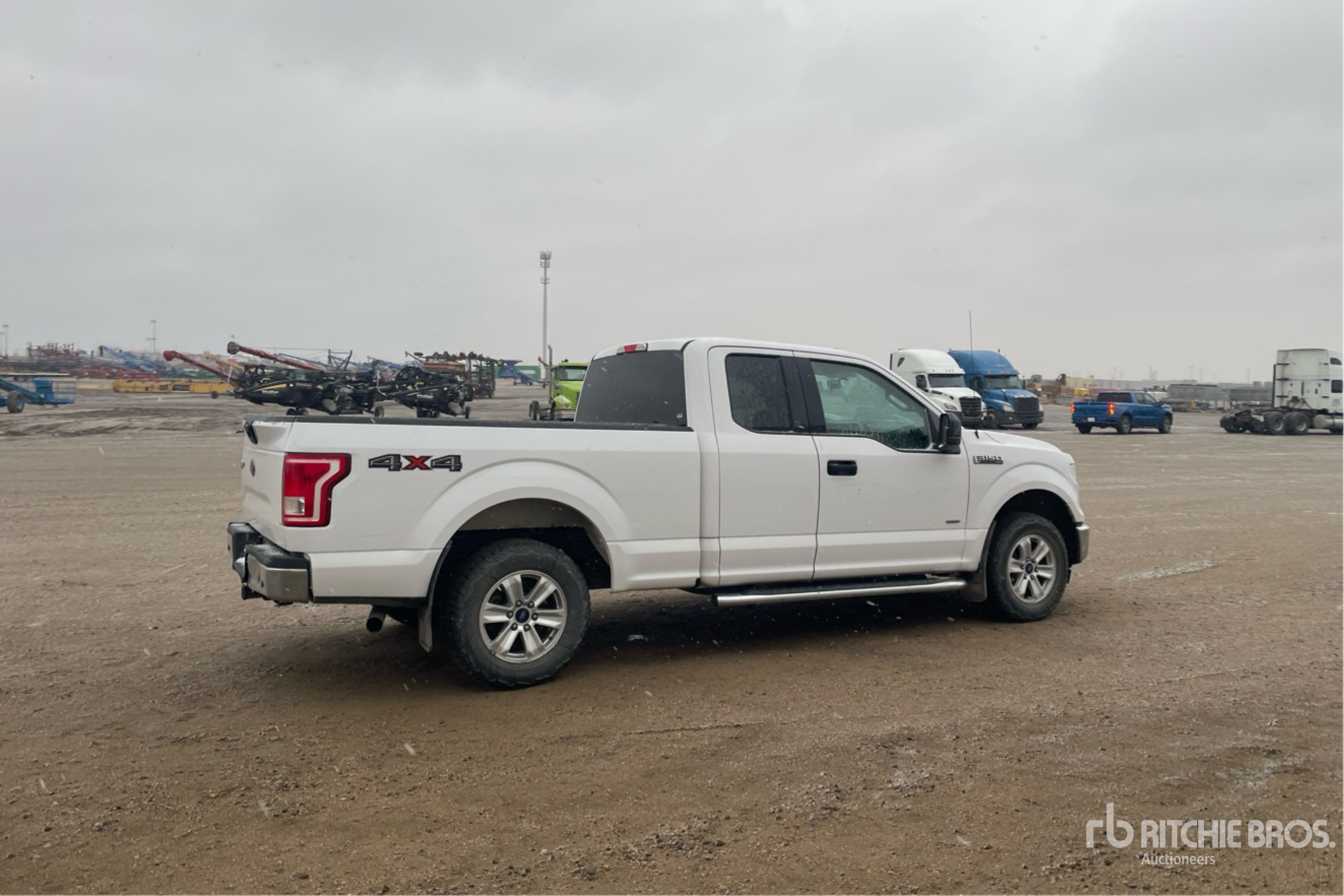 General Appearance with Bild, Ecke hinten rechts