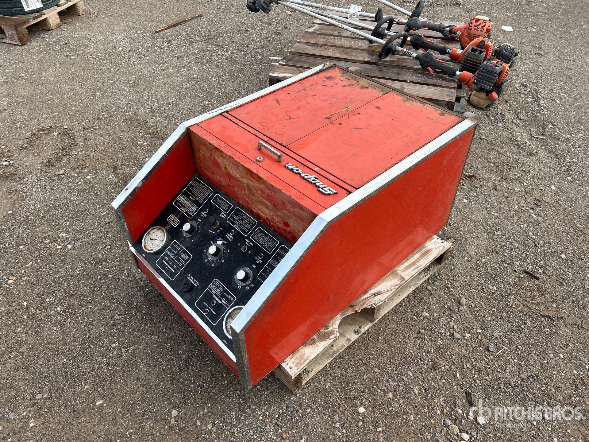 General Appearance with Picture, Left Front Corner