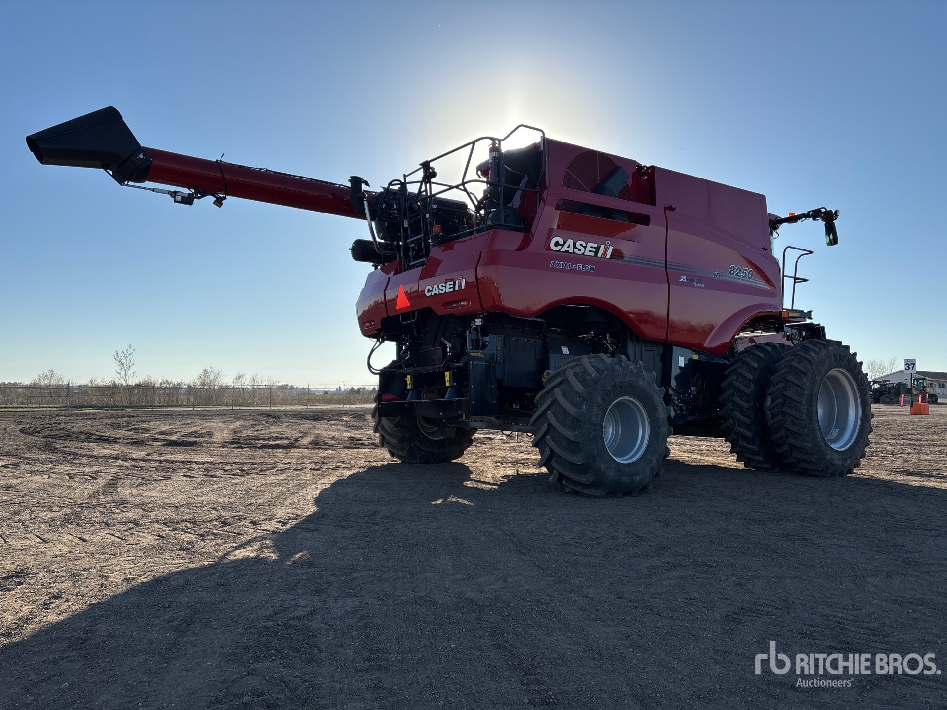 General Appearance with Bild, Ecke hinten rechts