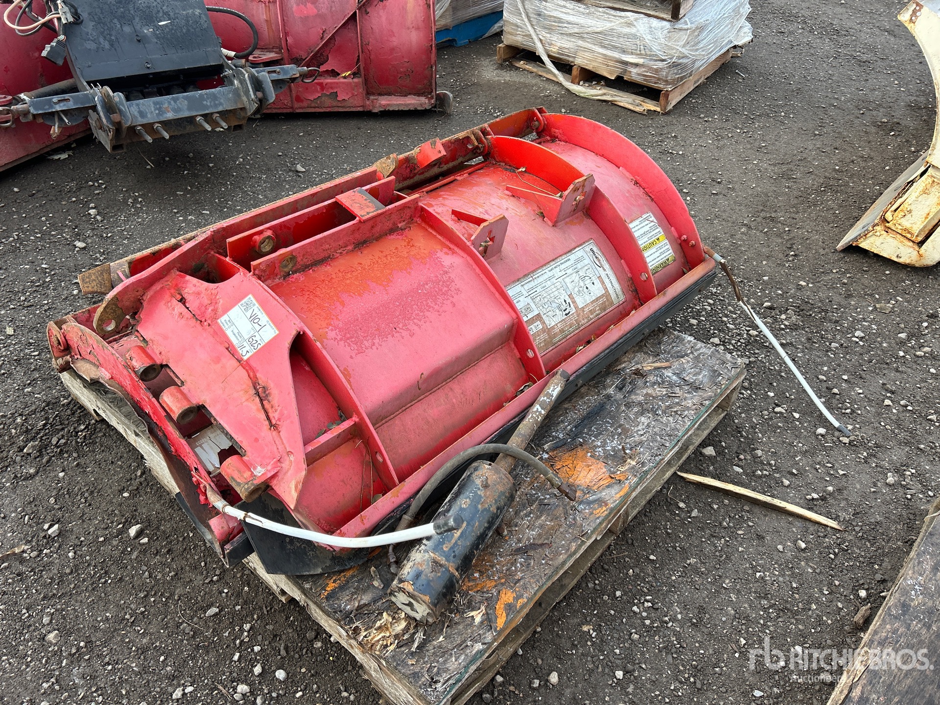 General Appearance with Bild, Ecke hinten links