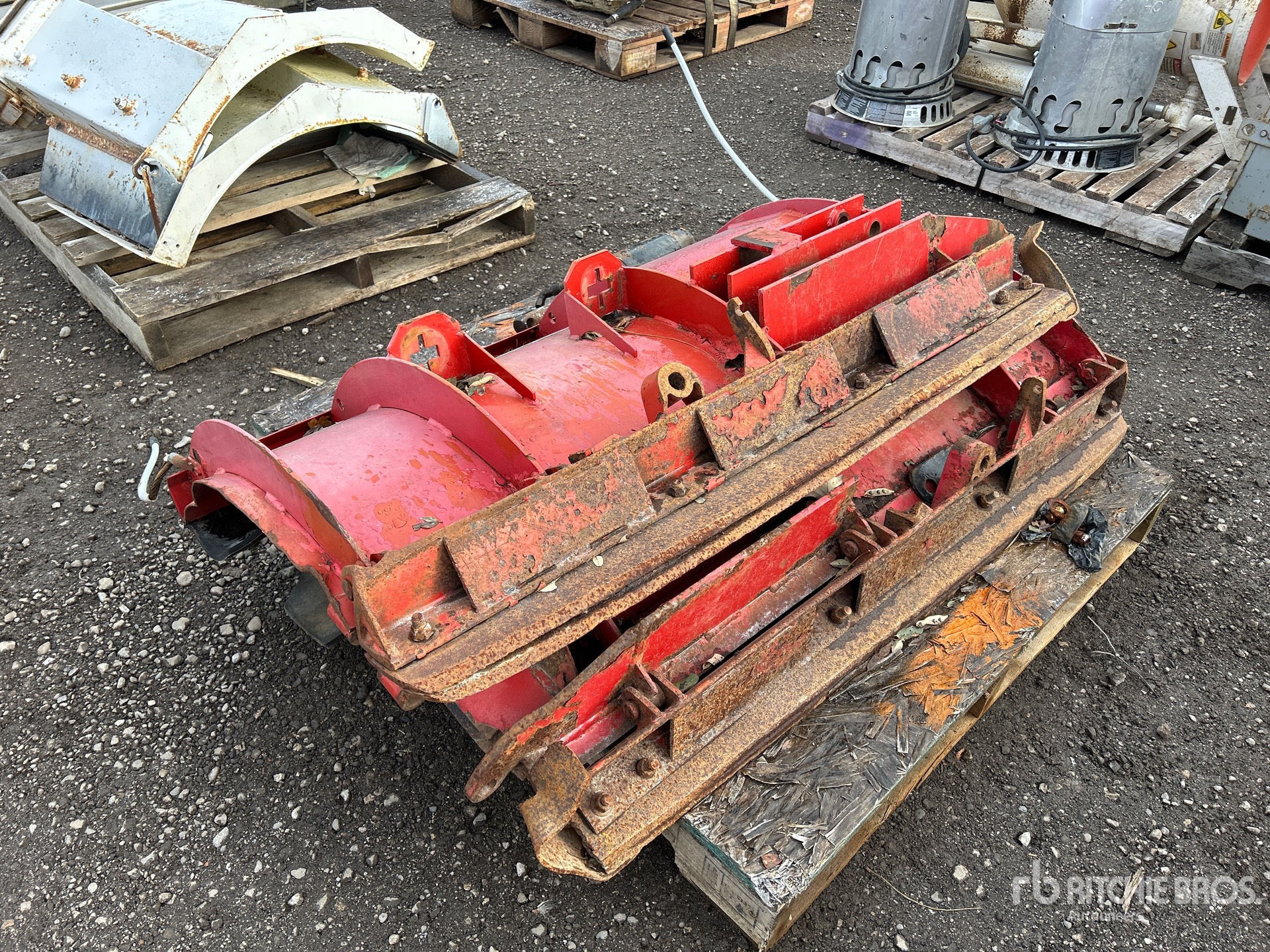 General Appearance with Bild, Ecke vorne rechts