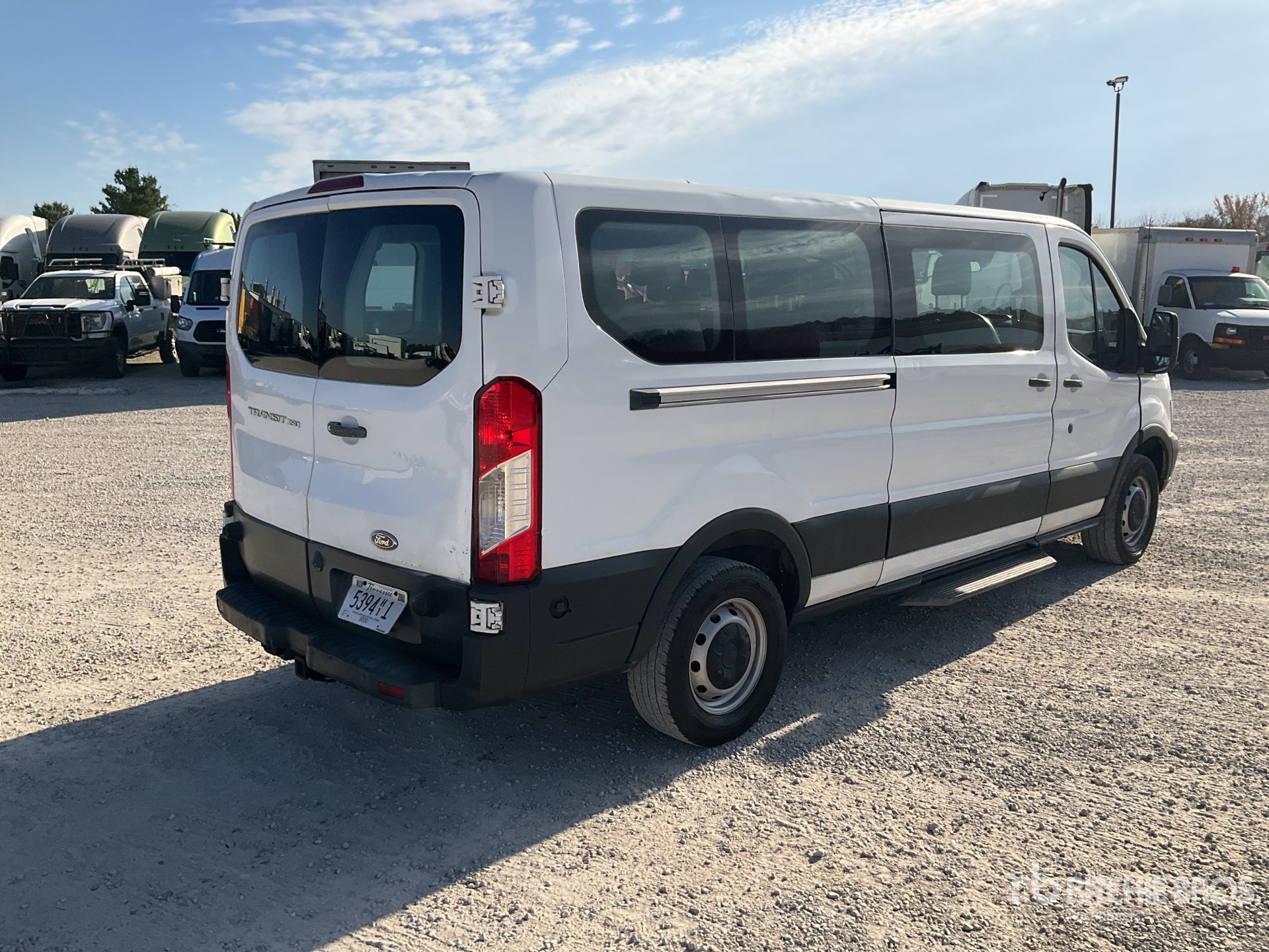 General Appearance with Imagen: esquina trasera derecha