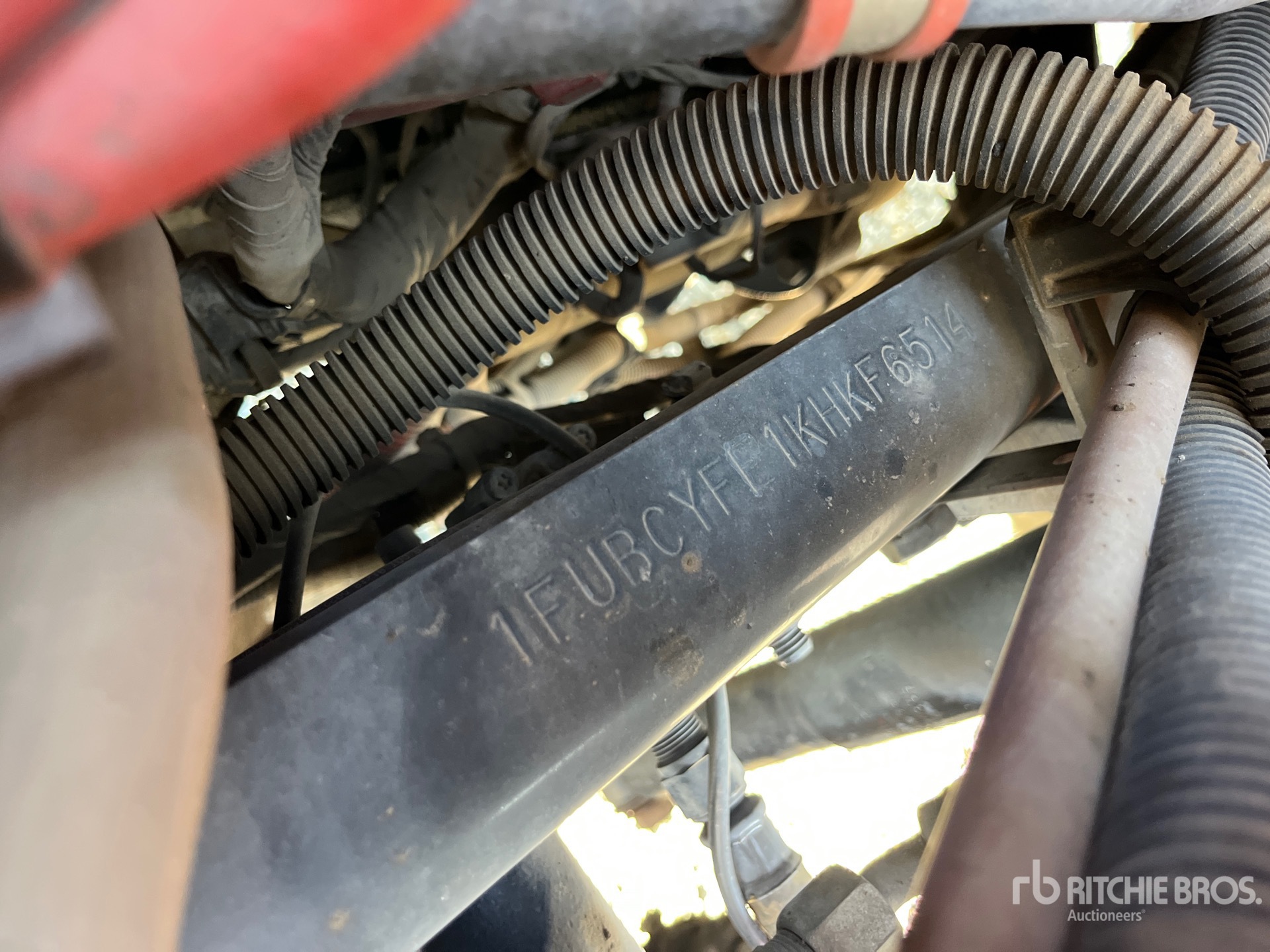 General Appearance with Numero seriale/numero d’identificazione del veicolo (VIN)