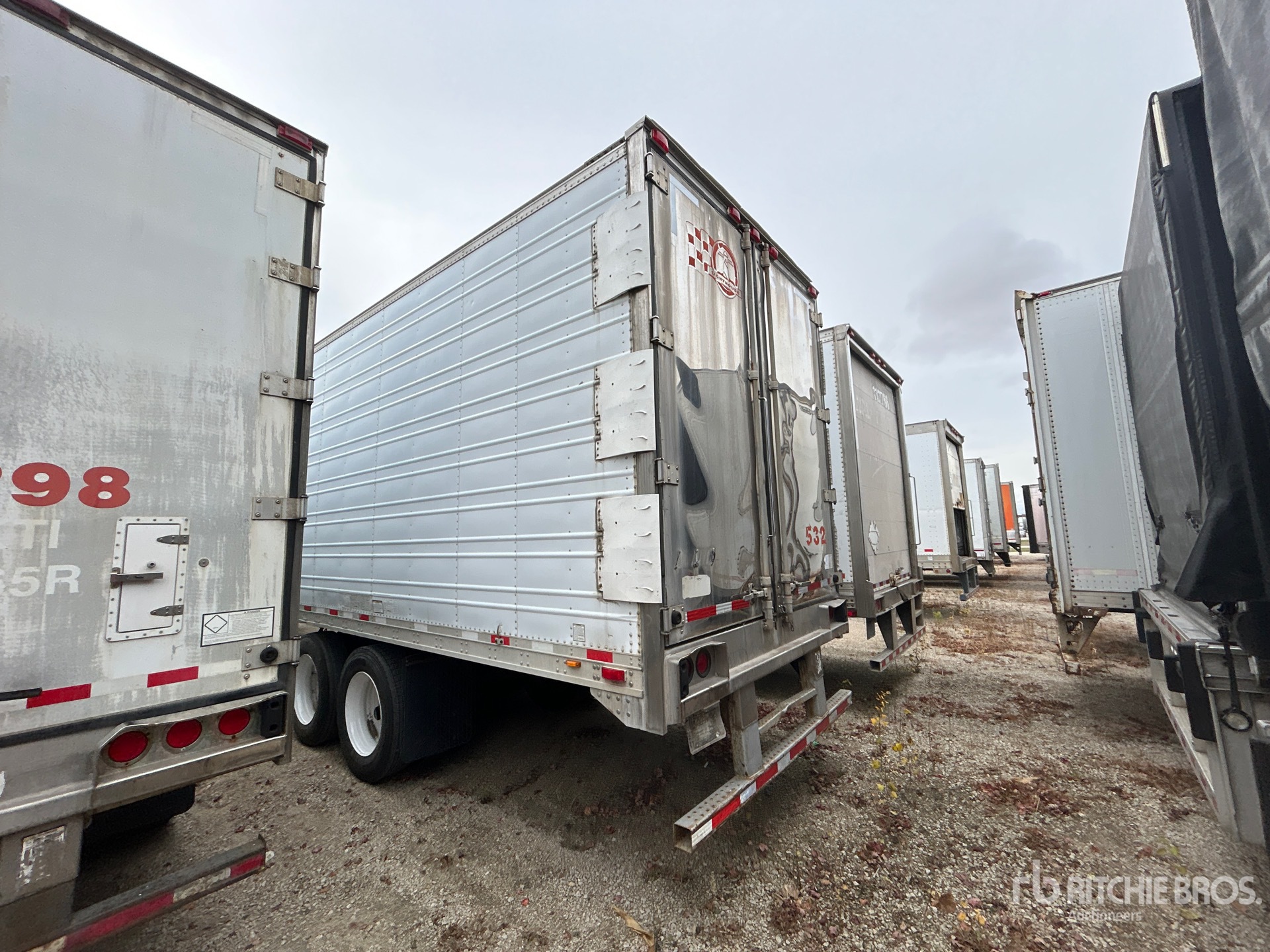 General Appearance with Imagen: esquina trasera izquierda