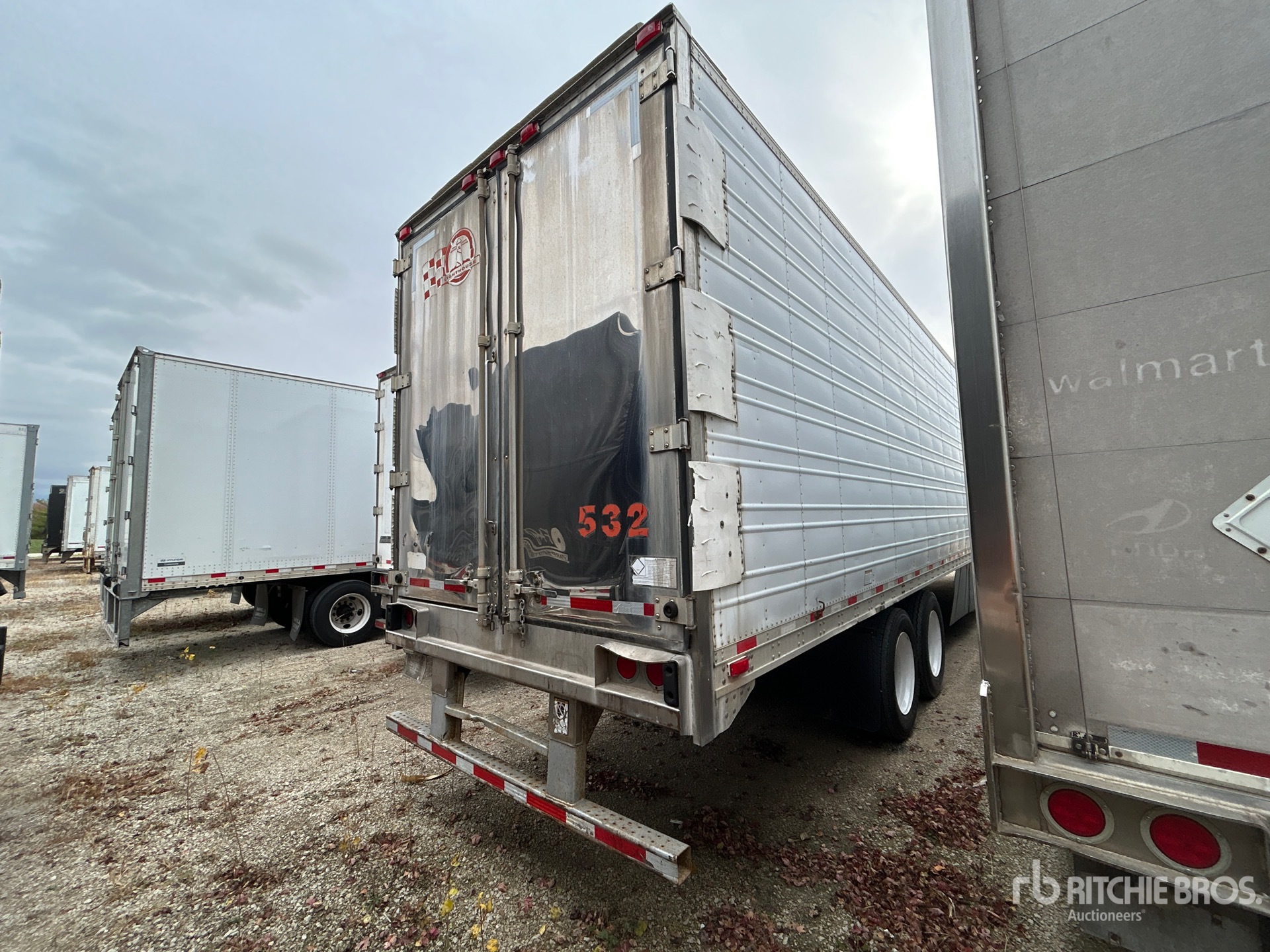 General Appearance with Imagen: esquina trasera derecha