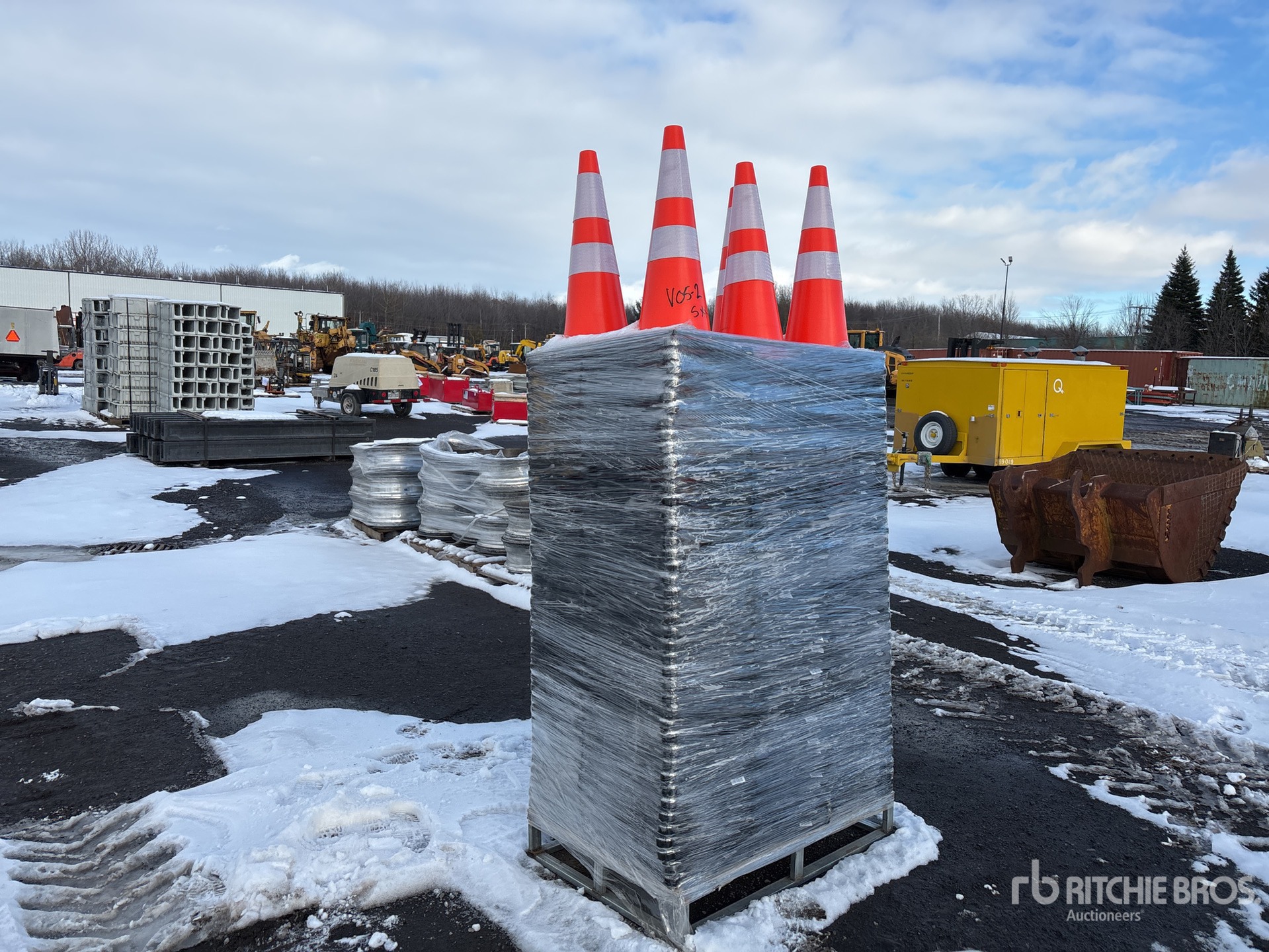 General Appearance with Image, coin avant droit