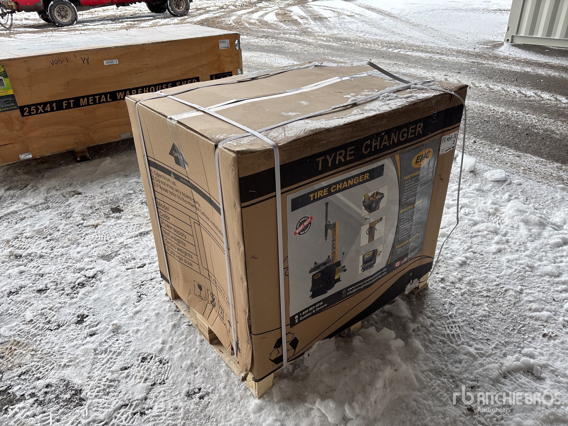 General Appearance with Picture, Right Front Corner