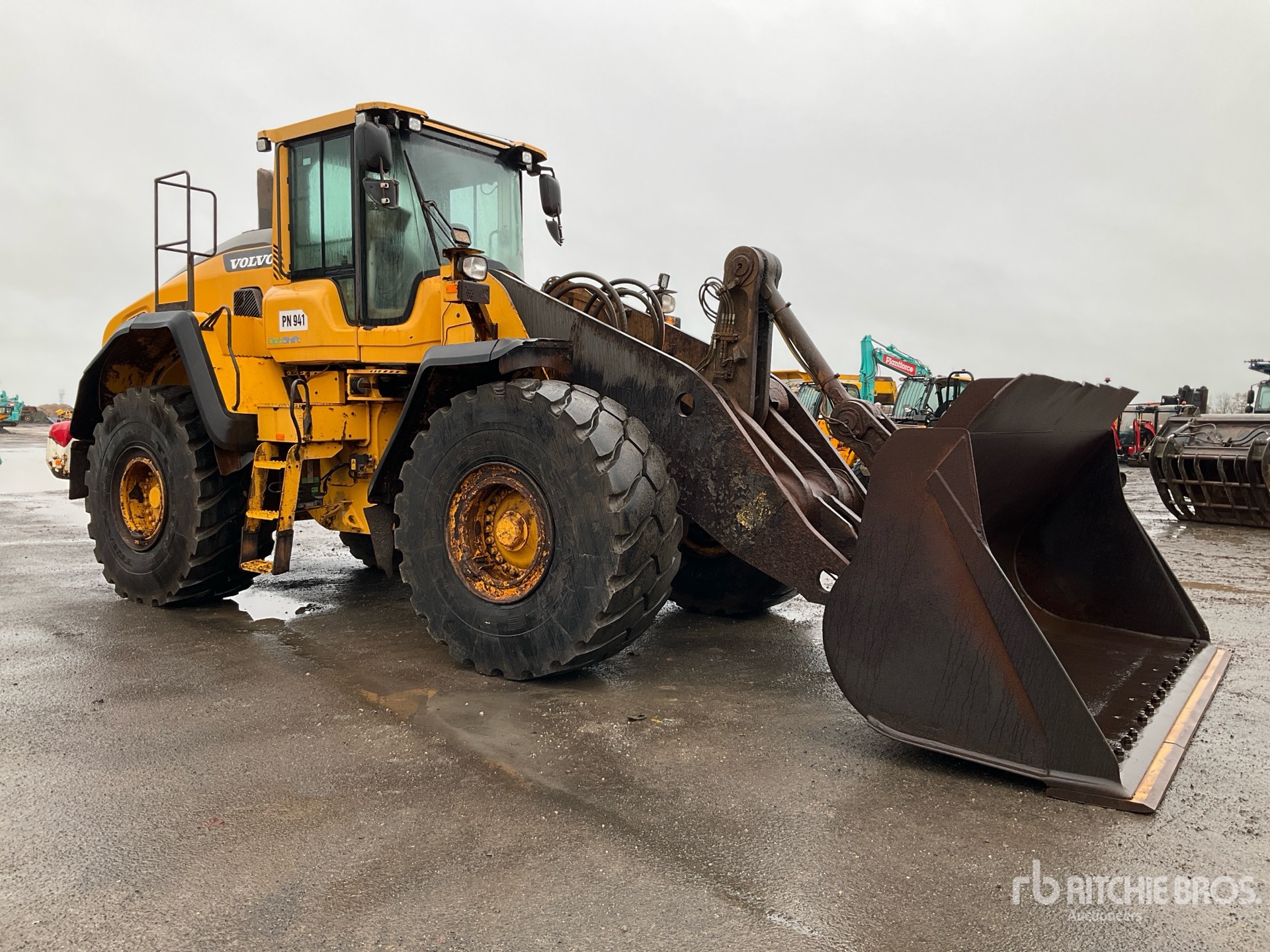 General Appearance with Picture, Right Front Corner