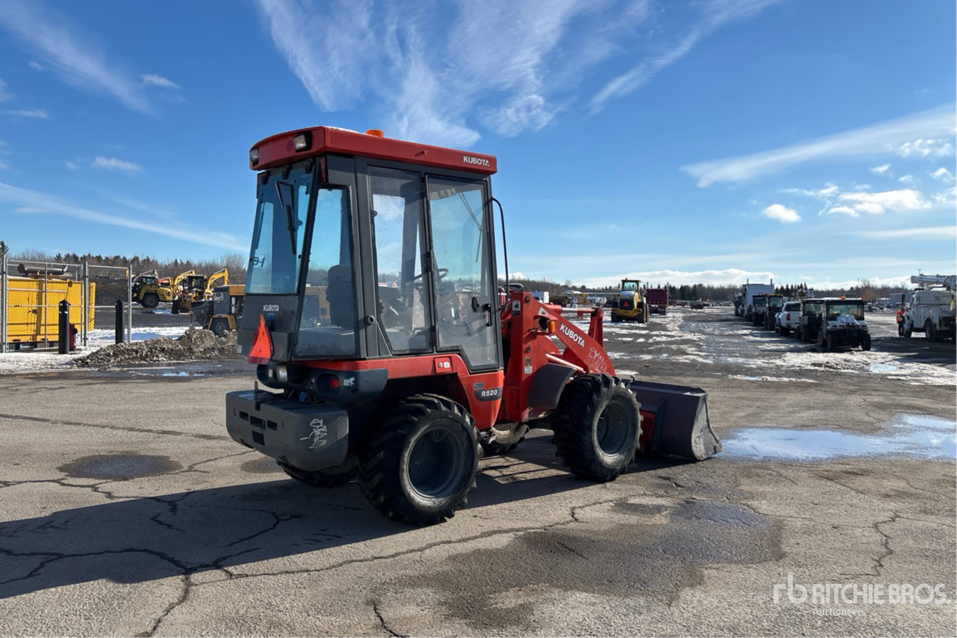 General Appearance with Foto, angolo anteriore sinistro