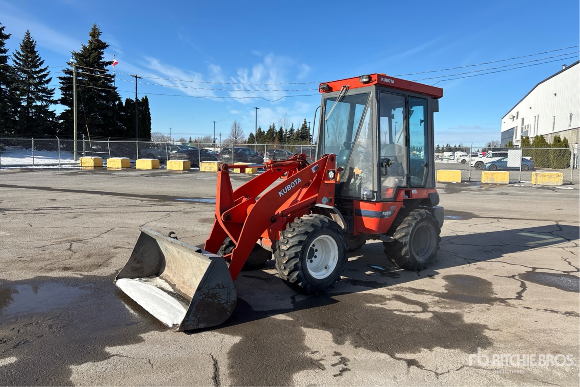 General Appearance with Foto, angolo anteriore sinistro