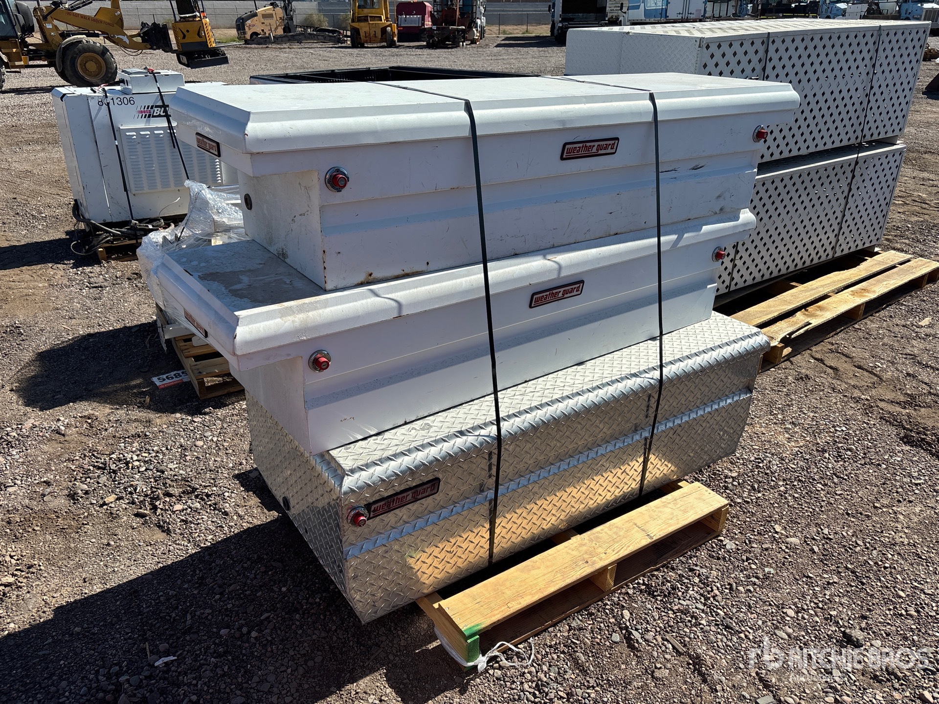 Aspect général with Image, coin avant droit