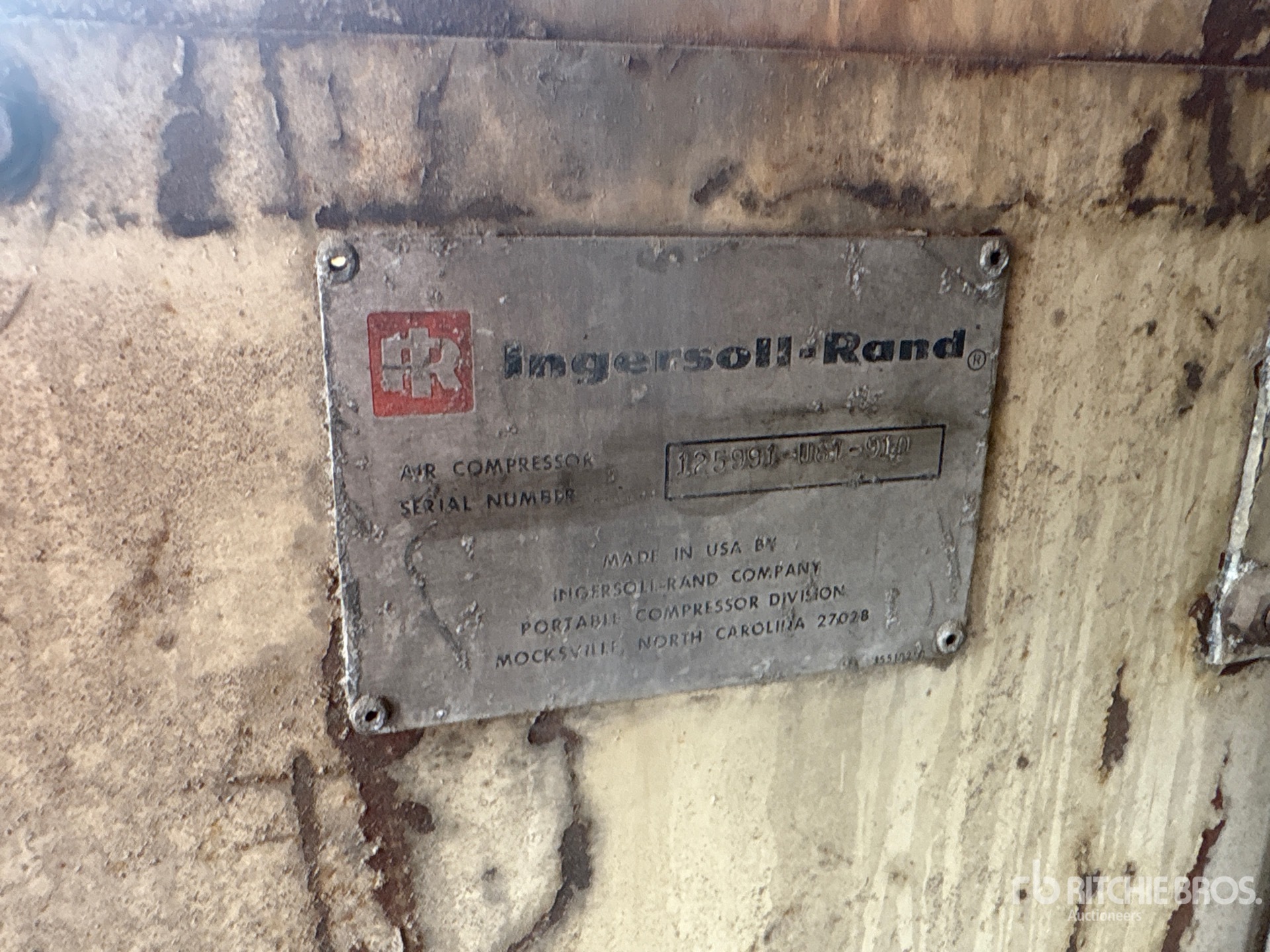 General Appearance with Numer seryjny/numer identyfikacyjny pojazdu