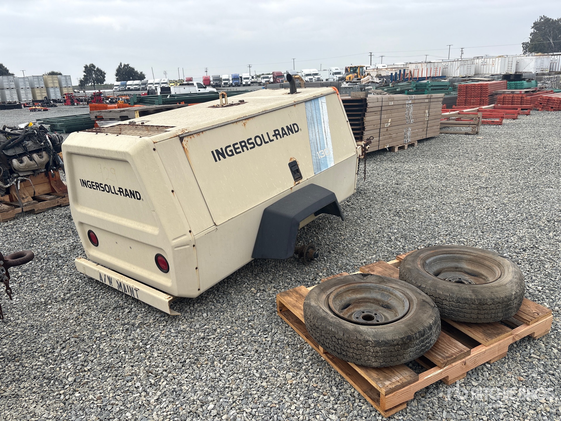 General Appearance with Picture, Right Rear Corner