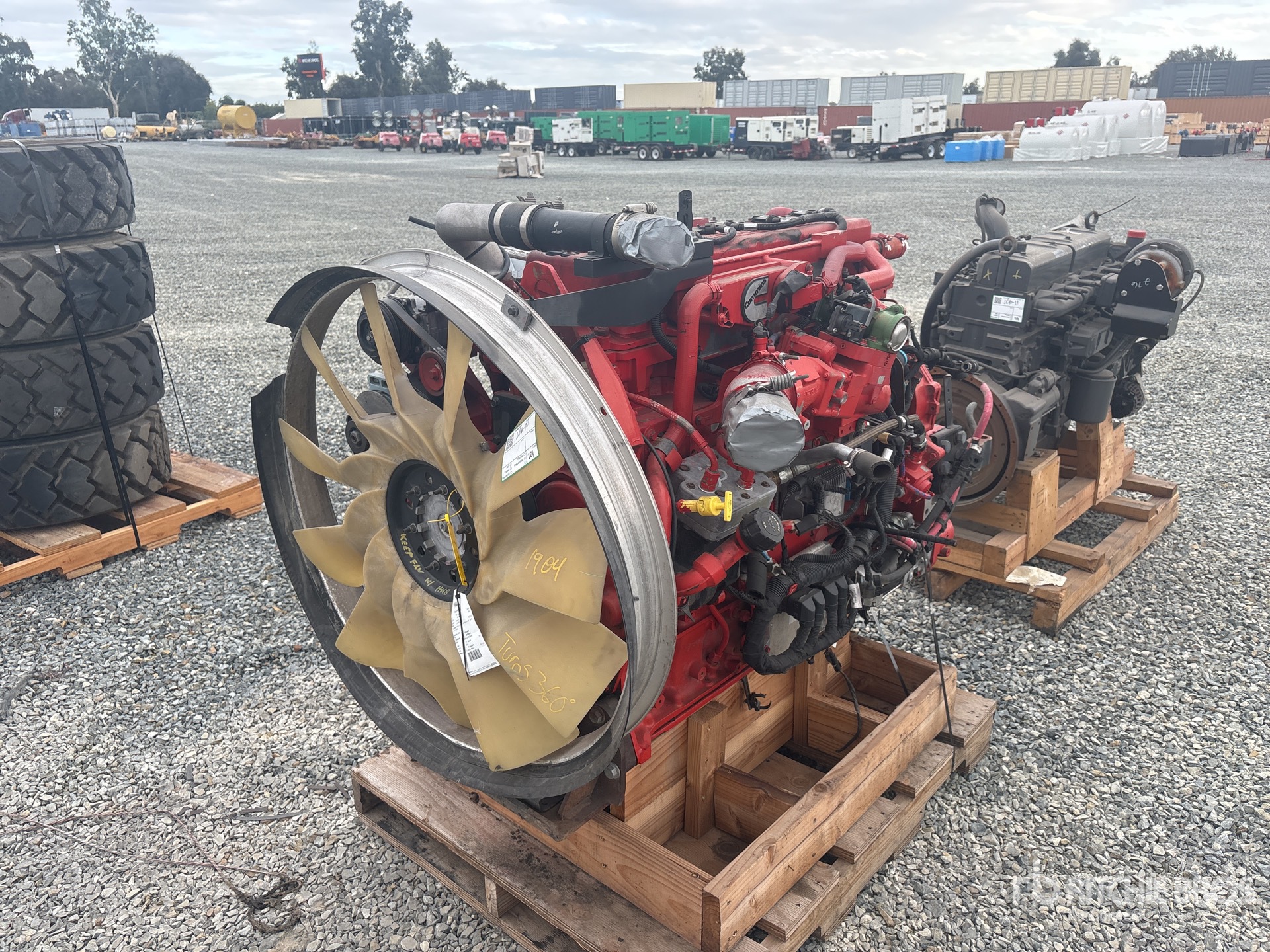 Aspect général with Image, coin avant gauche