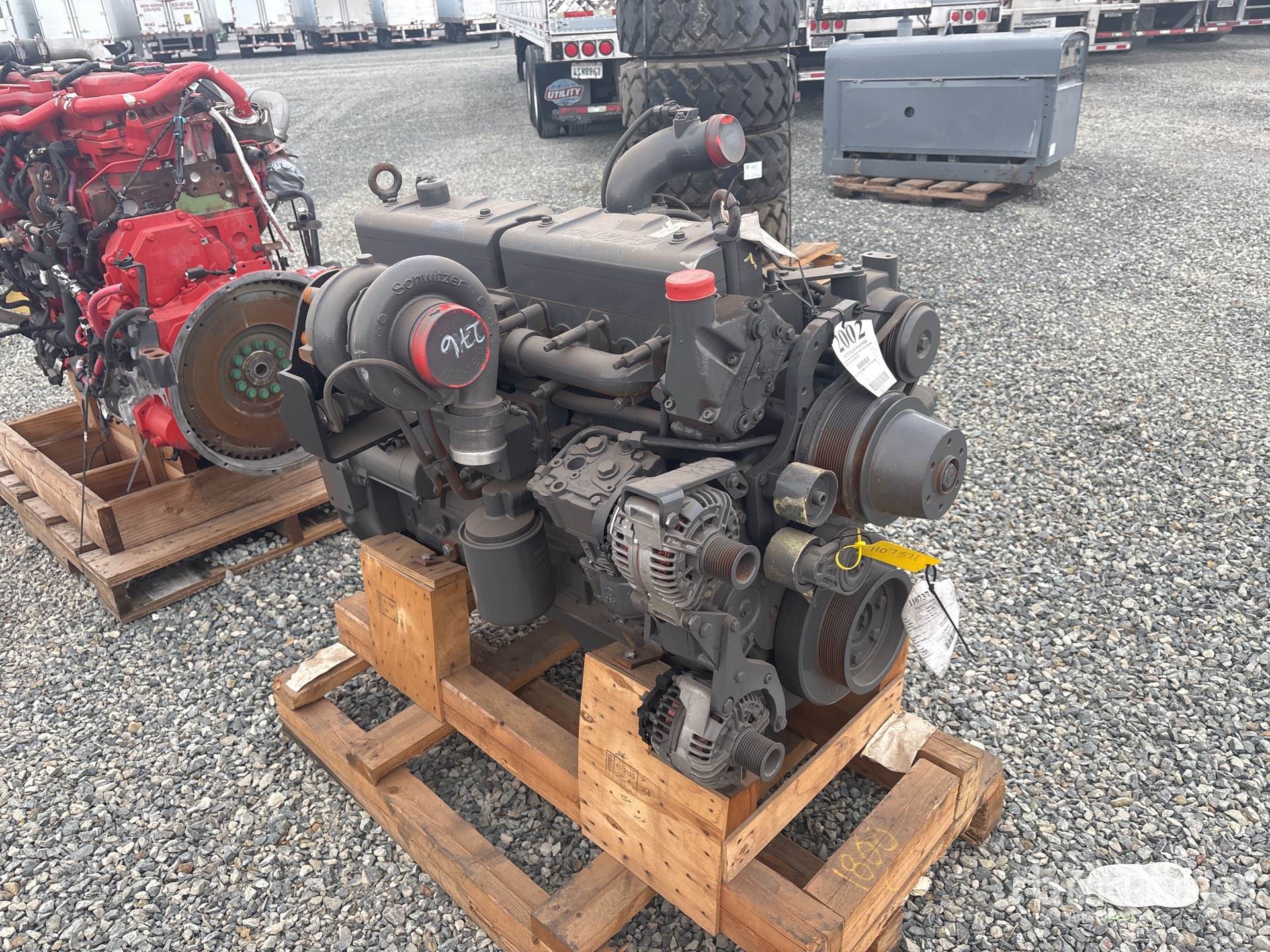 Aspect général with Image, coin avant droit