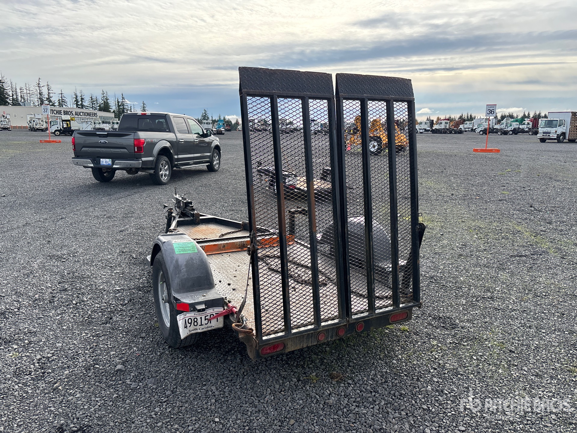 Aspect général with Image, coin arrière gauche