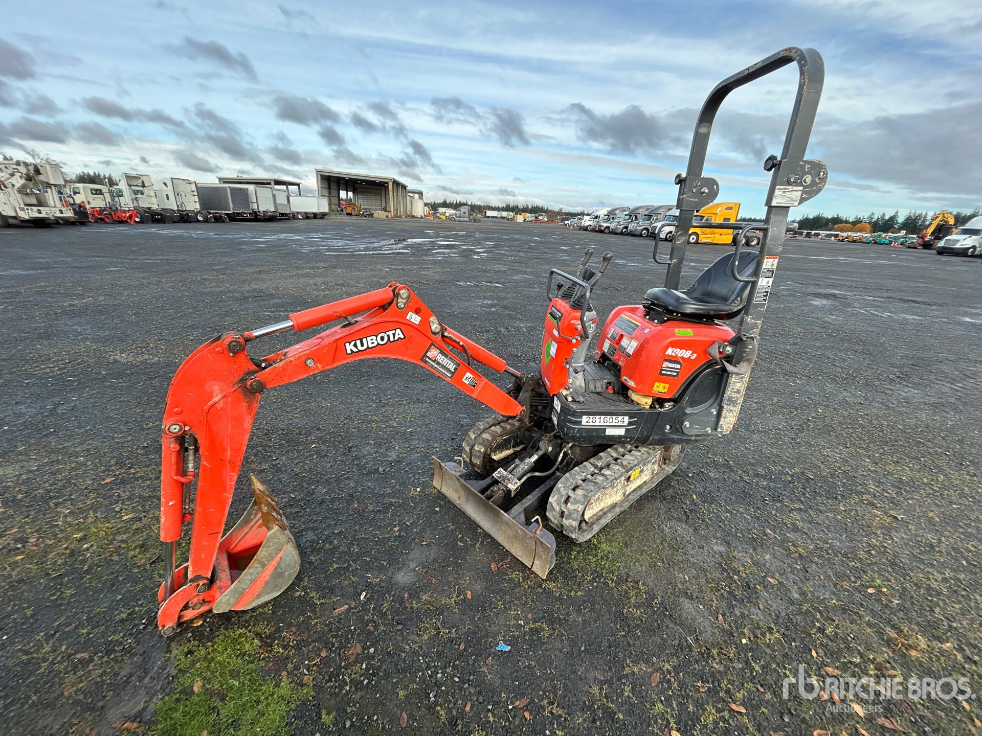 General Appearance with Picture, Left Front Corner