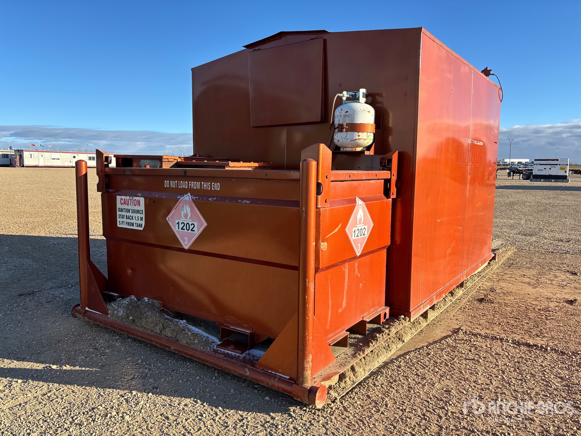 General Appearance with Bild, Ecke hinten rechts