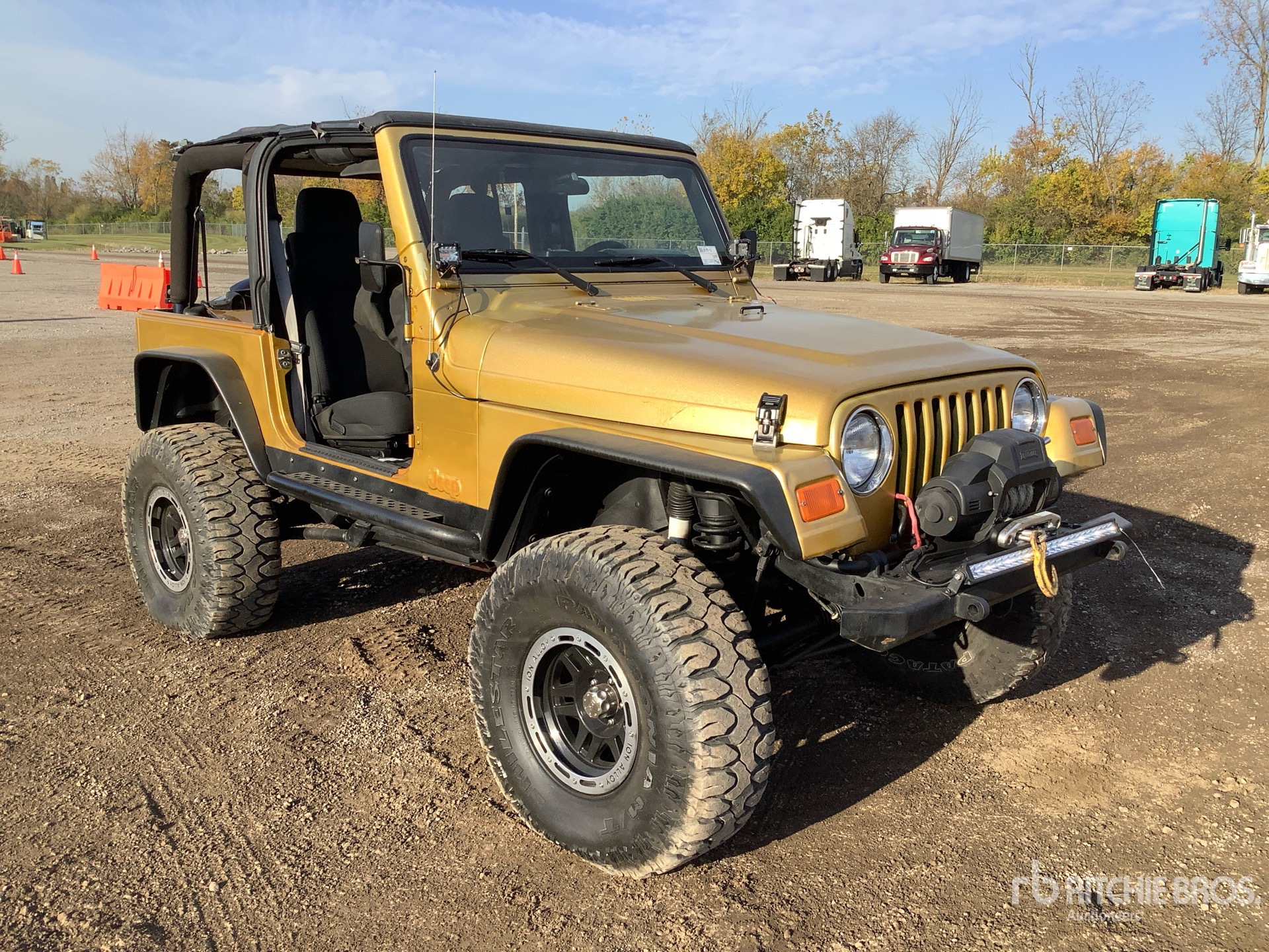 Aspect général with Image, coin avant droit