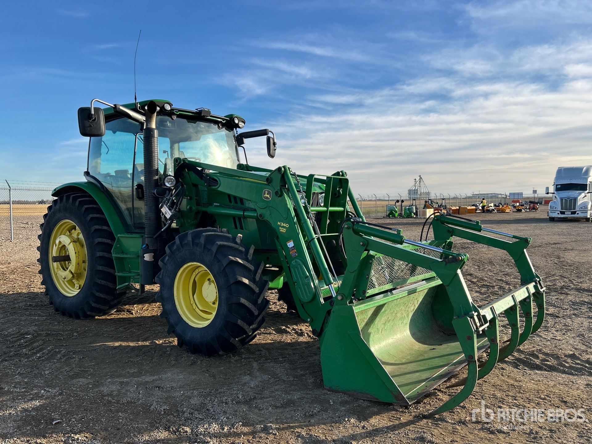 General Appearance with Image, coin avant droit