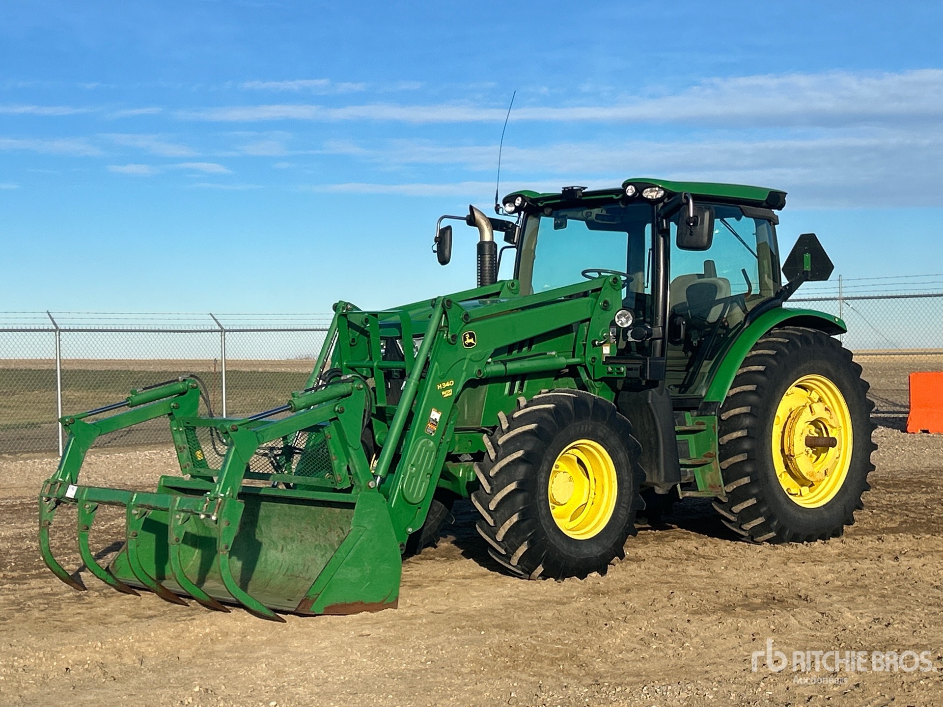 General Appearance with Image, coin avant gauche