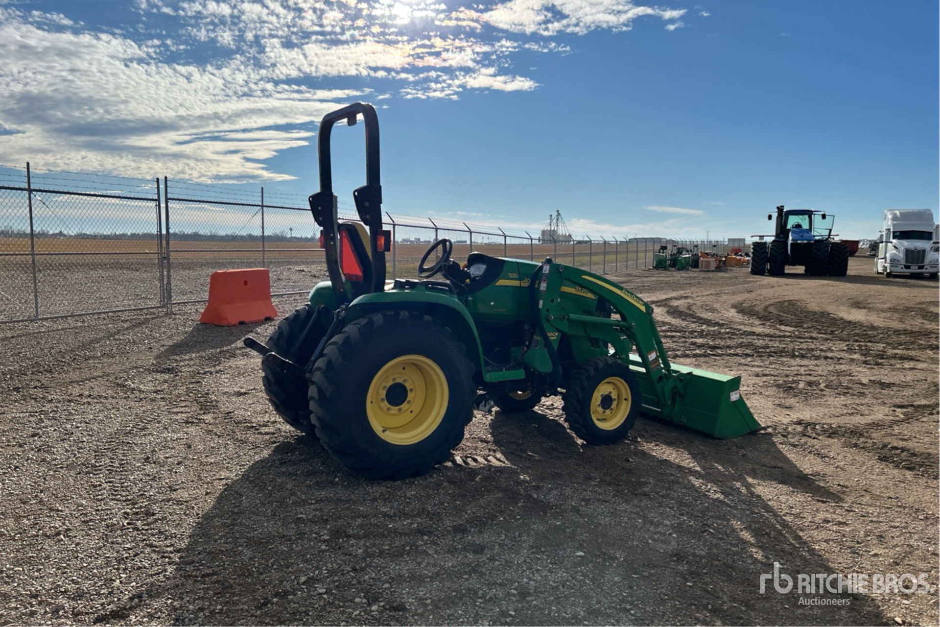 General Appearance with Bild, Ecke hinten rechts