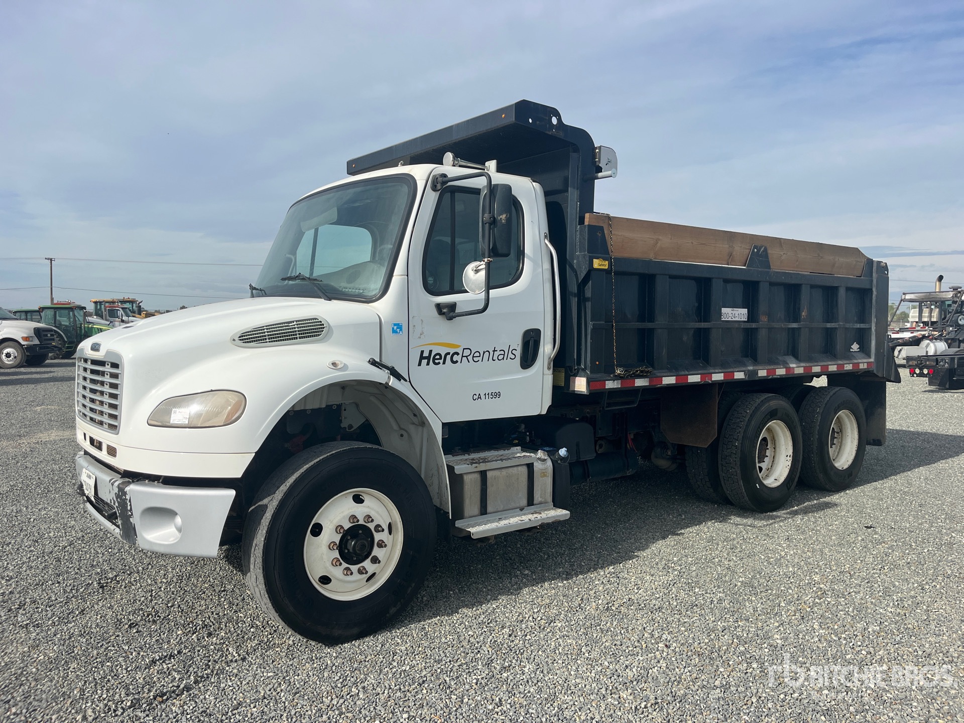 Aspect général with Image, coin avant gauche