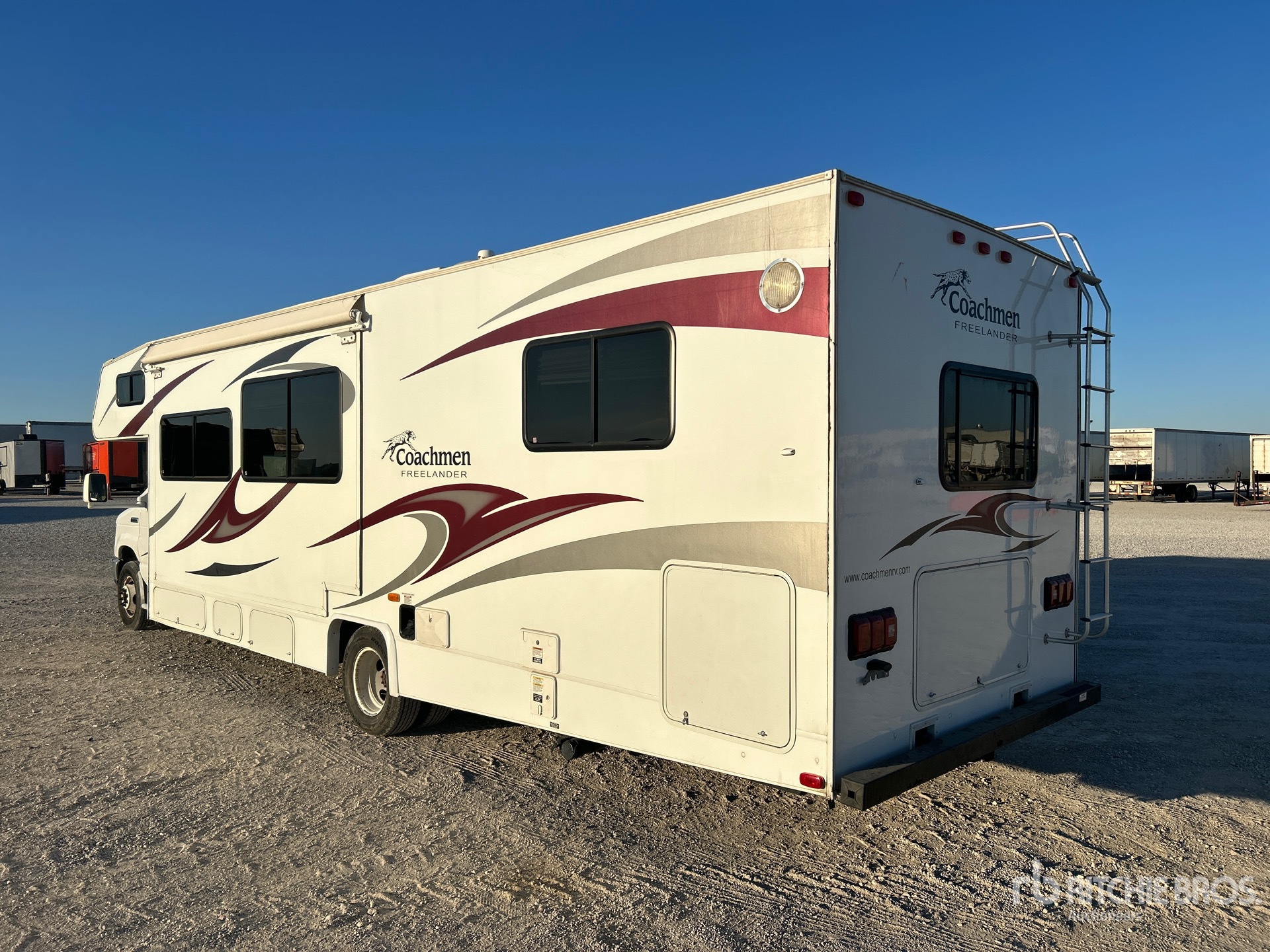 General Appearance with Imagen: esquina trasera izquierda