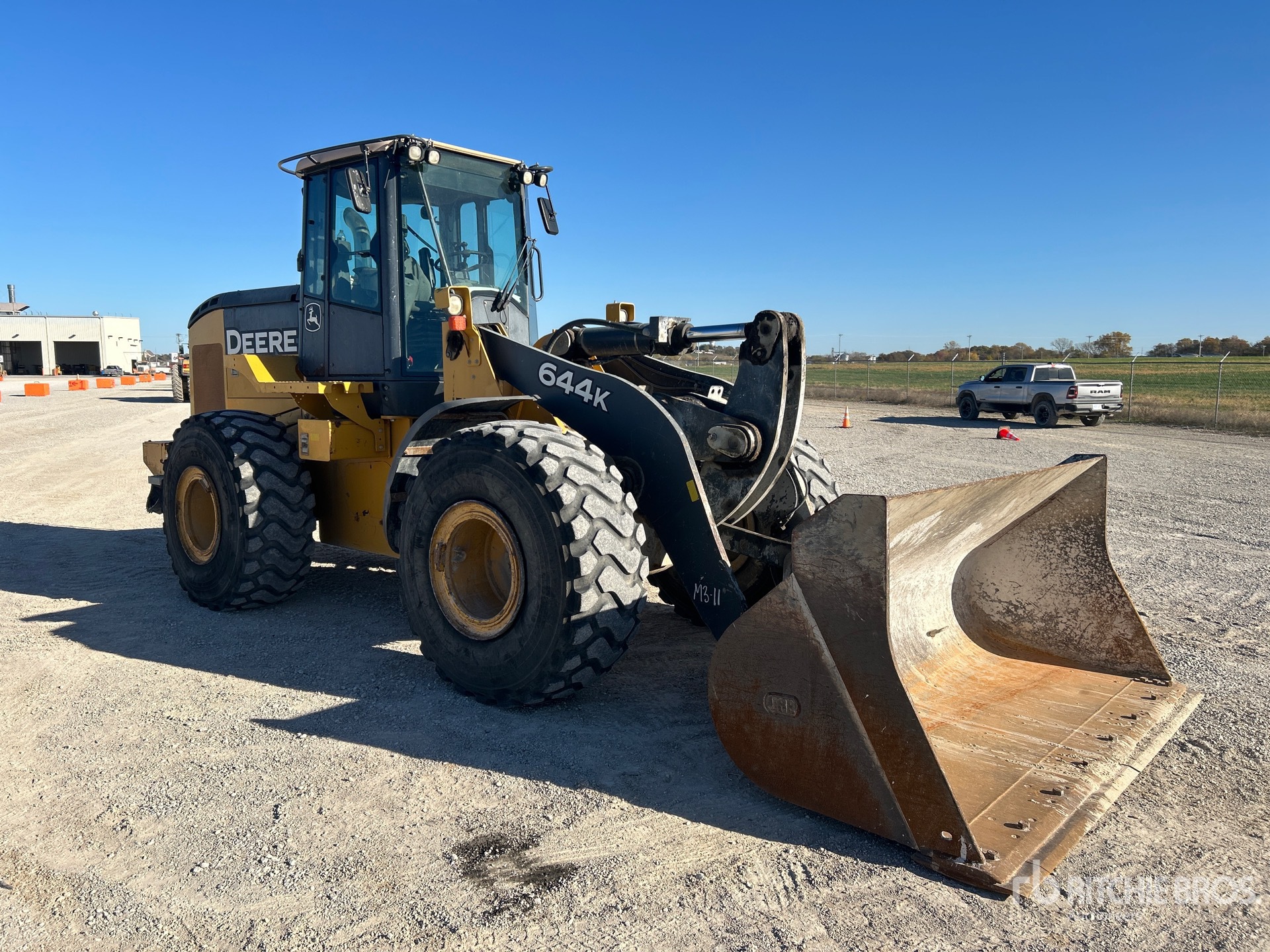 General Appearance with Bild, Ecke vorne rechts