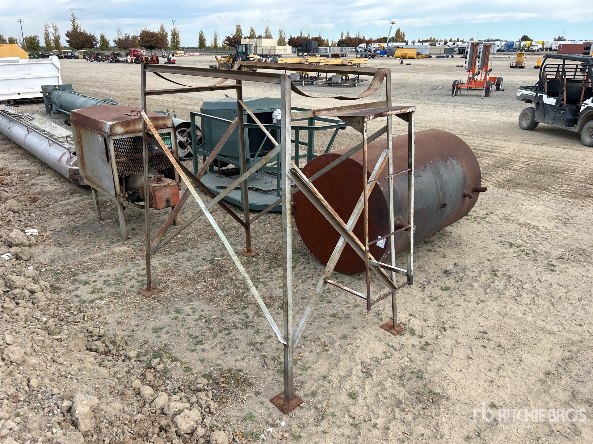 General Appearance with Foto, angolo anteriore destro