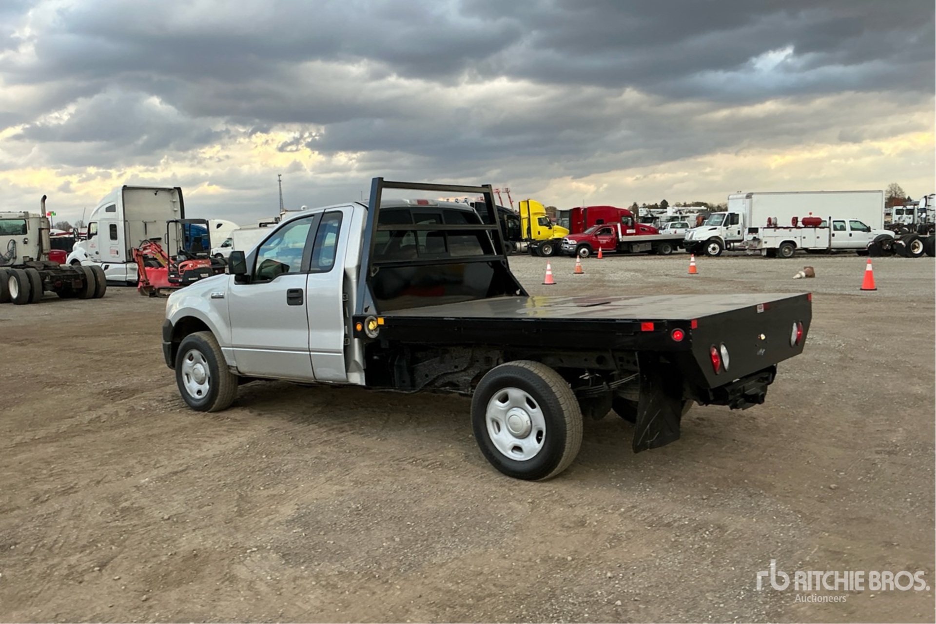 General Appearance with Picture, Left Rear Corner