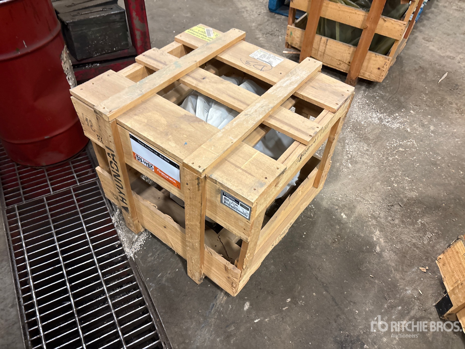 General Appearance with Bild, Ecke vorne links