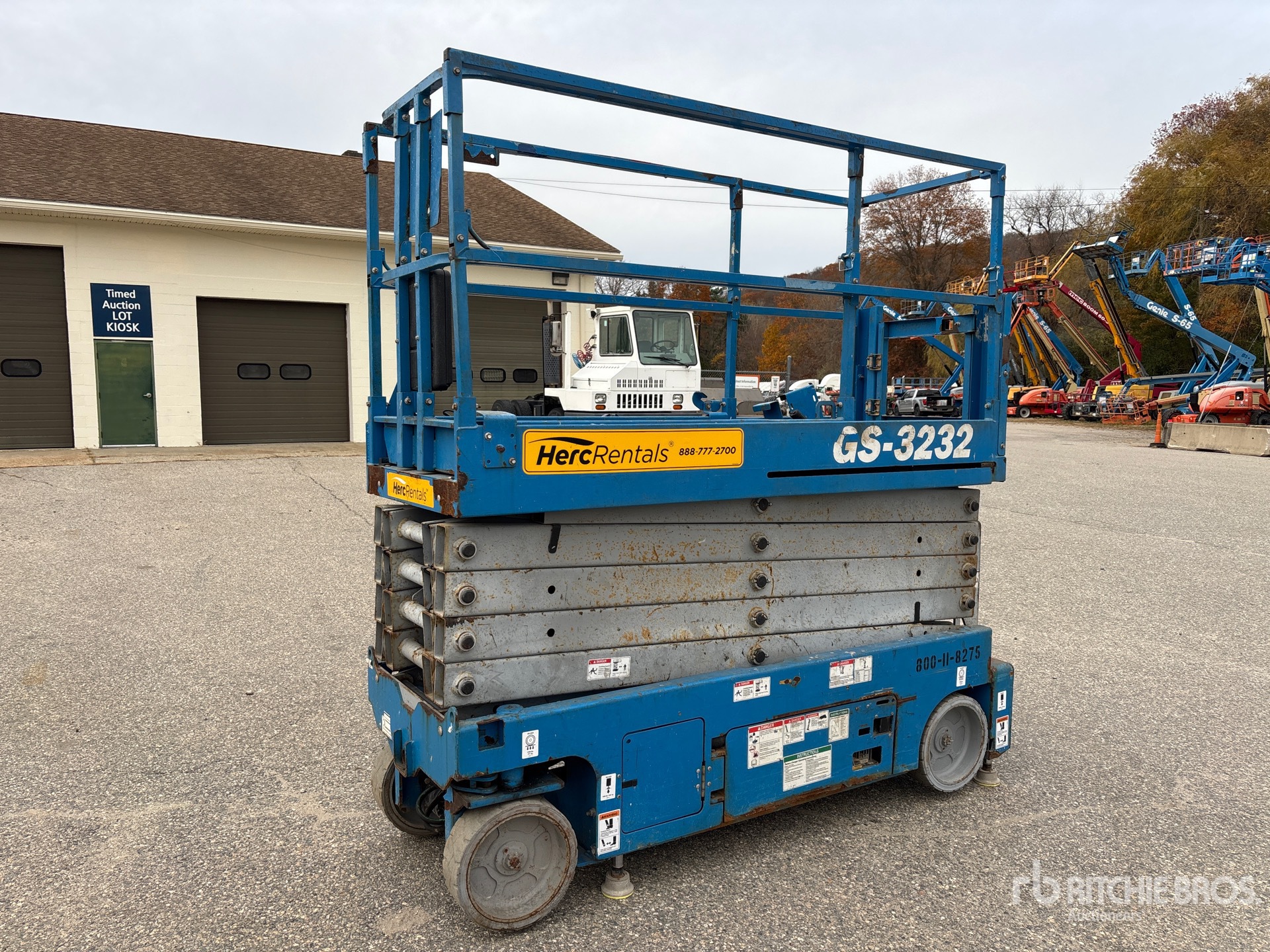 General Appearance with Bild, Ecke vorne links