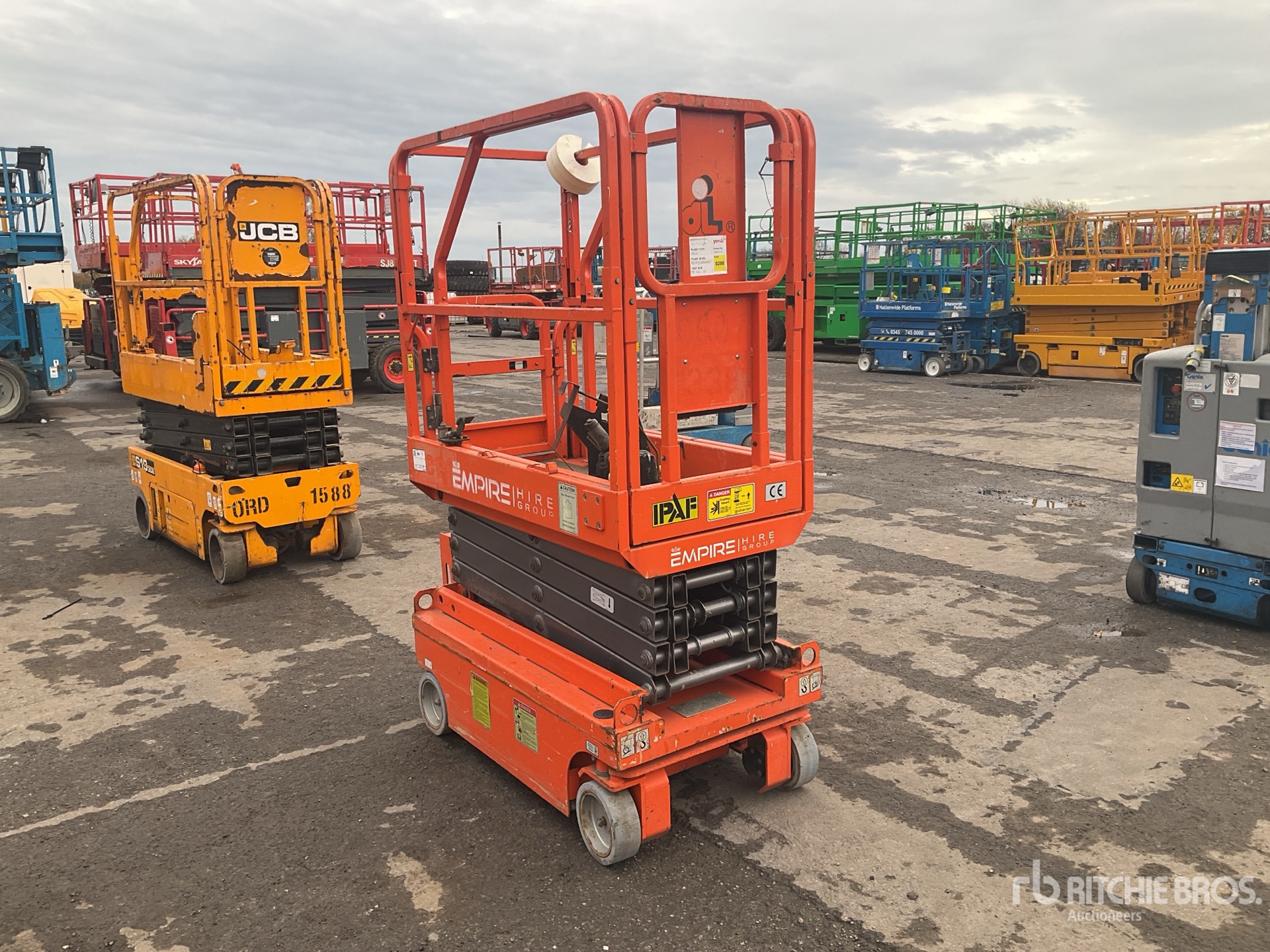 General Appearance with Picture, Right Front Corner