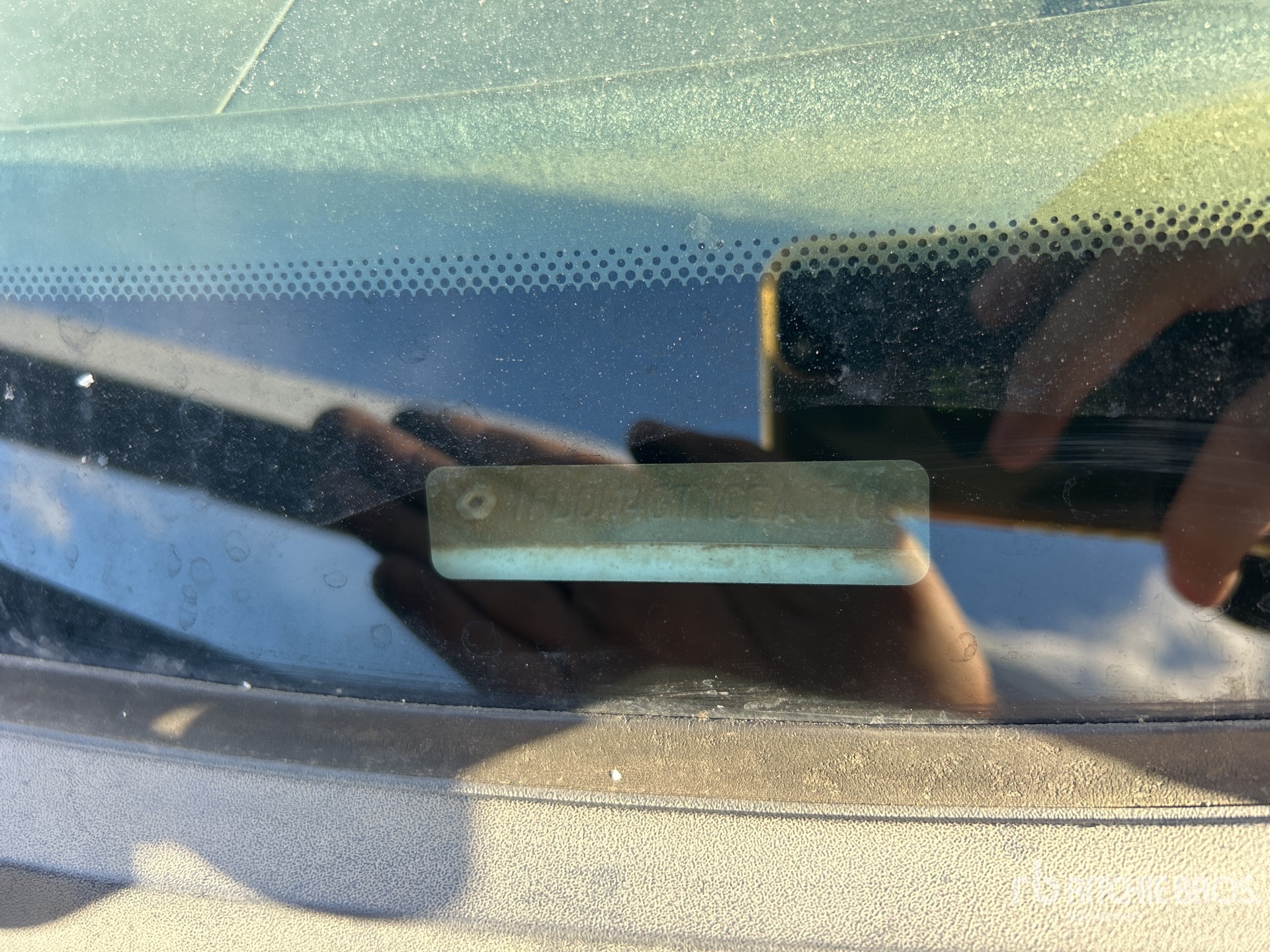 General Appearance with Numéro de série/Numéro d'identification du véhicule automobile