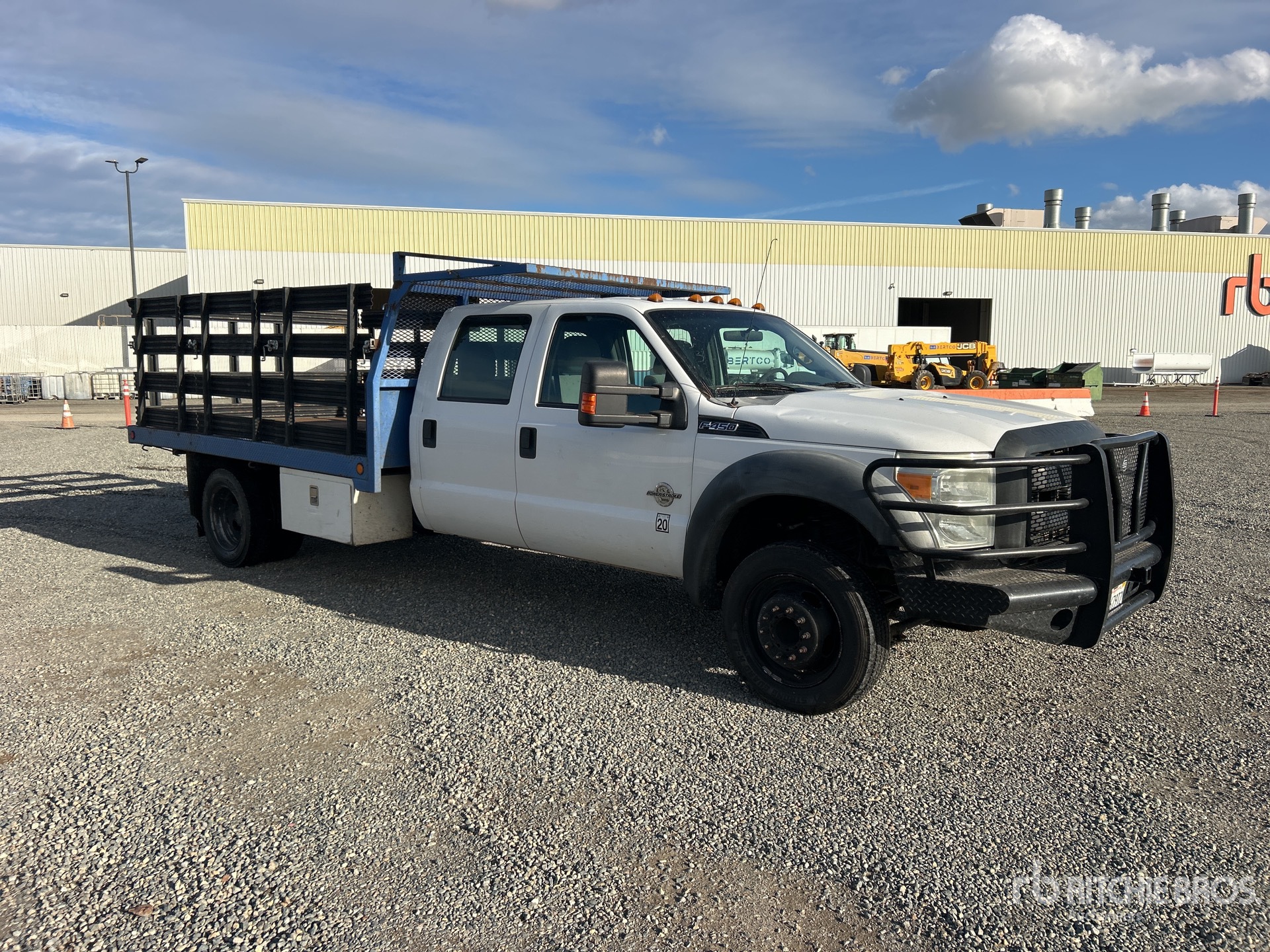 General Appearance with Image, coin avant droit