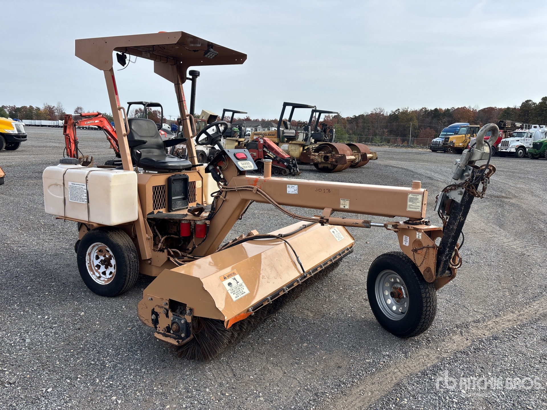 General Appearance with Foto, angolo anteriore destro