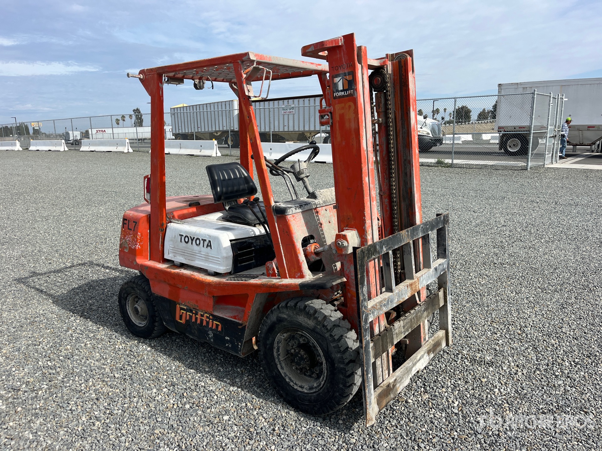 General Appearance with Foto, angolo anteriore destro