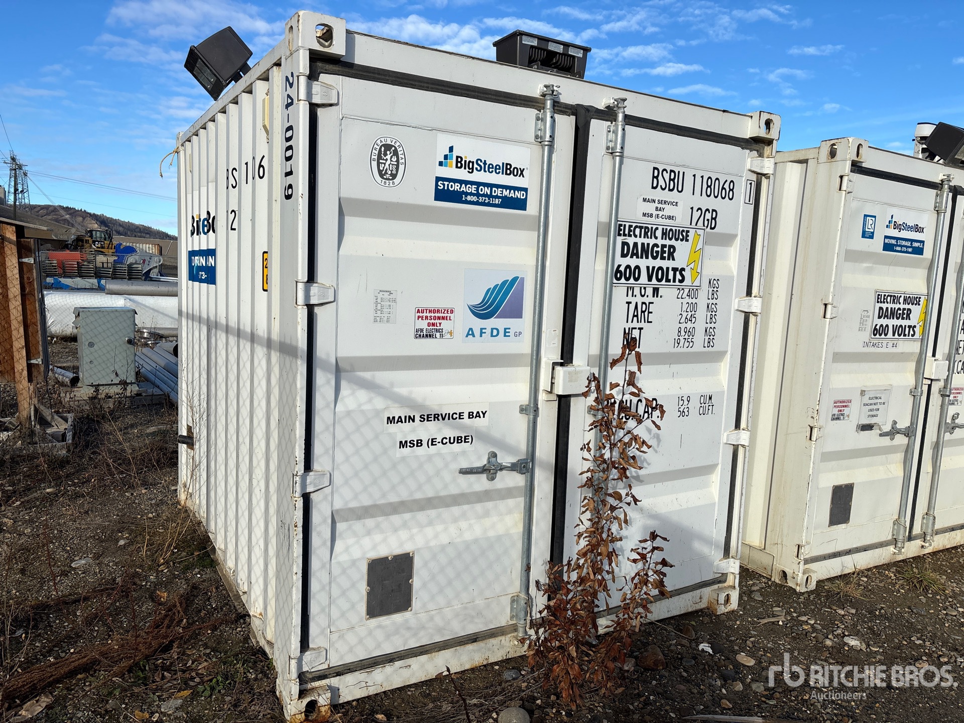 General Appearance with Picture, Right Front Corner