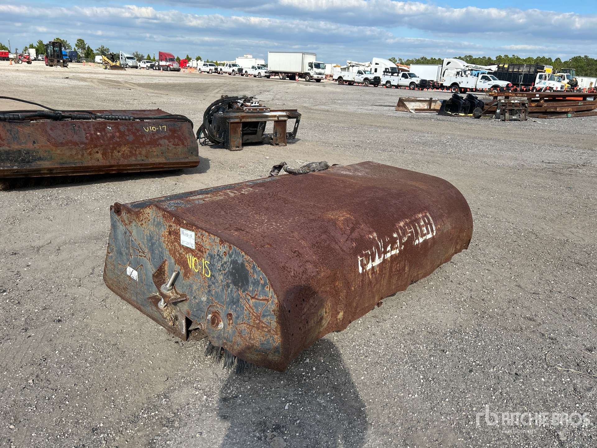 General Appearance with Bild, Ecke vorne rechts