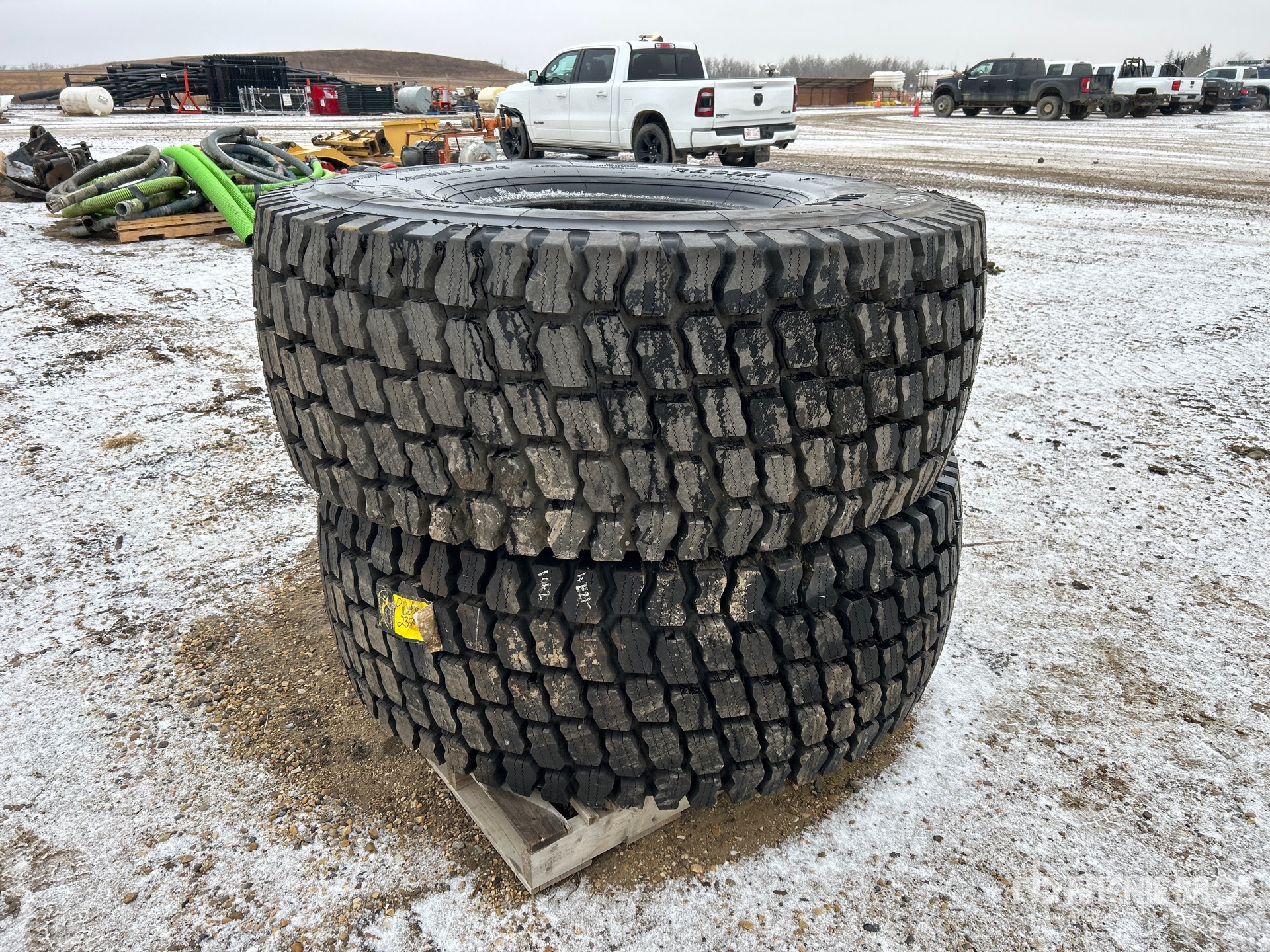 General Appearance with Foto, angolo anteriore sinistro