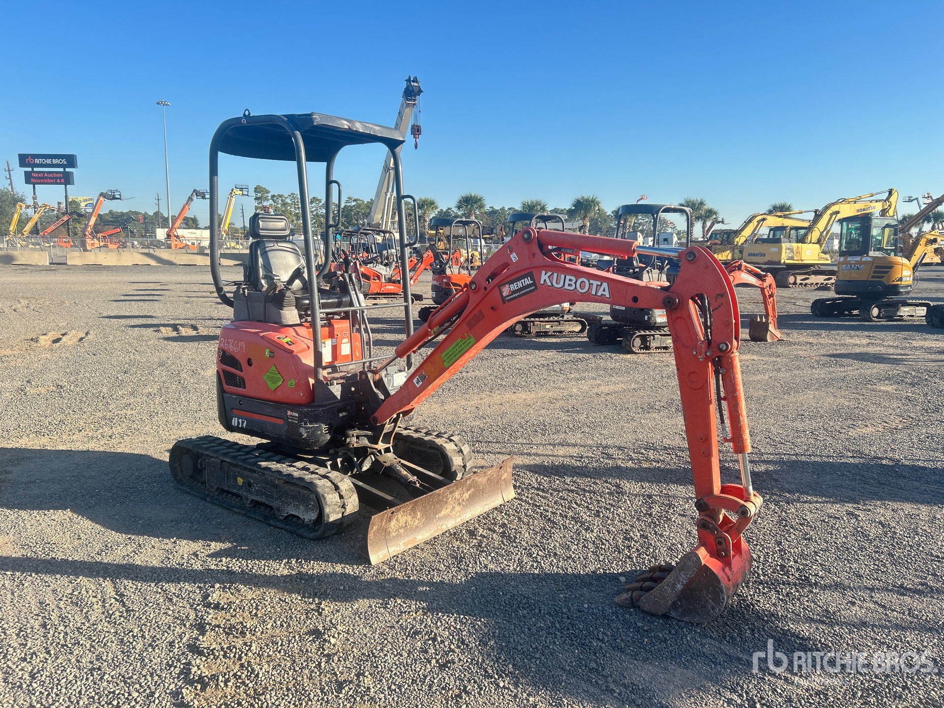 General Appearance with Picture, Right Front Corner