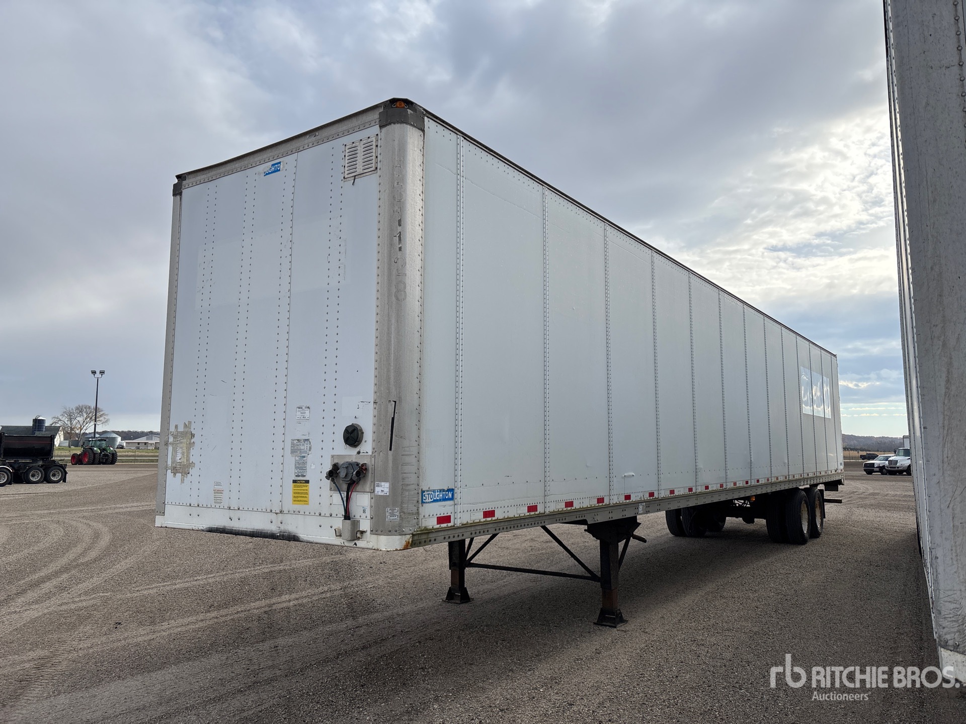 General Appearance with Bild, Ecke vorne links