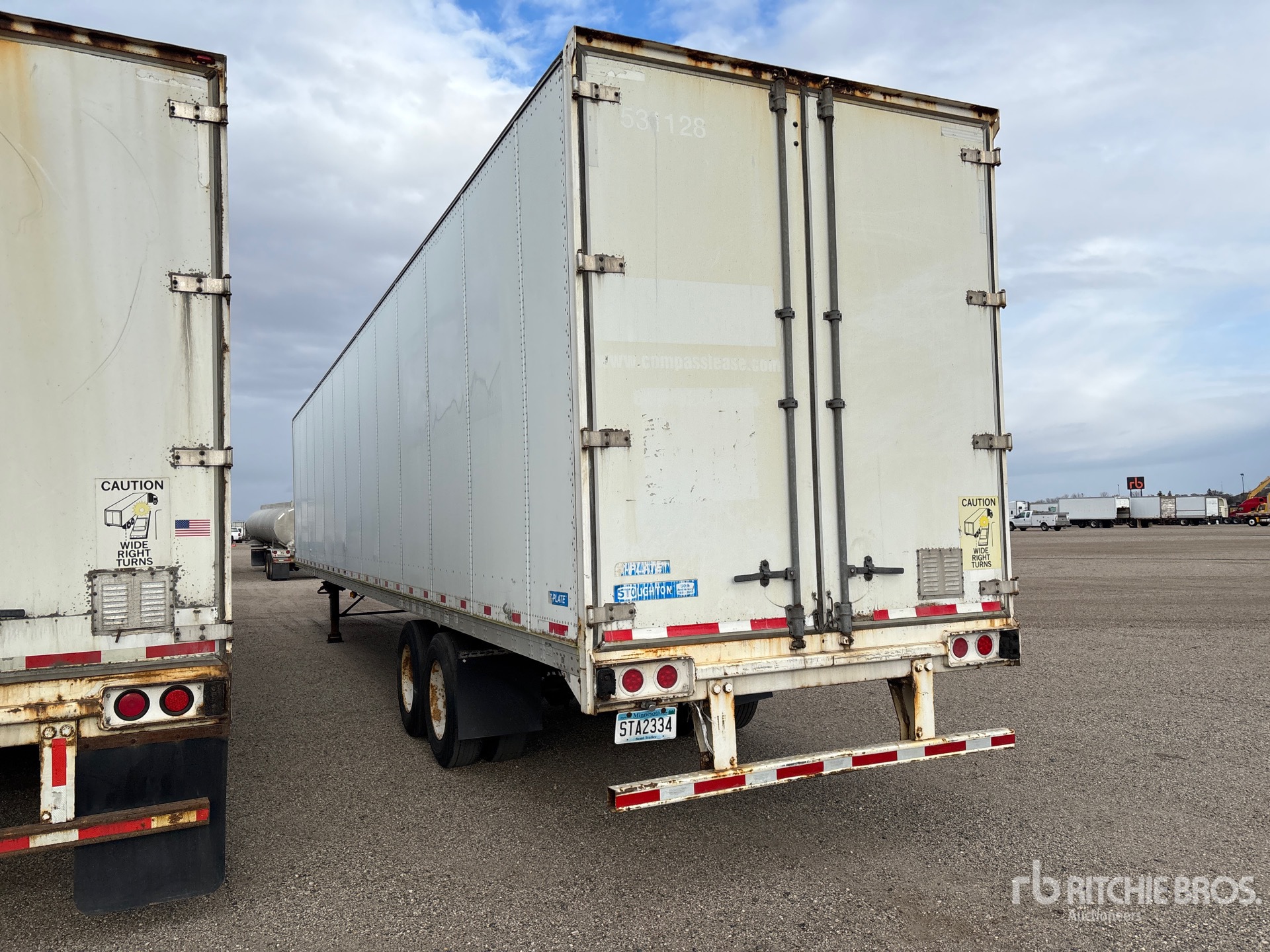 General Appearance with Bild, Ecke hinten links