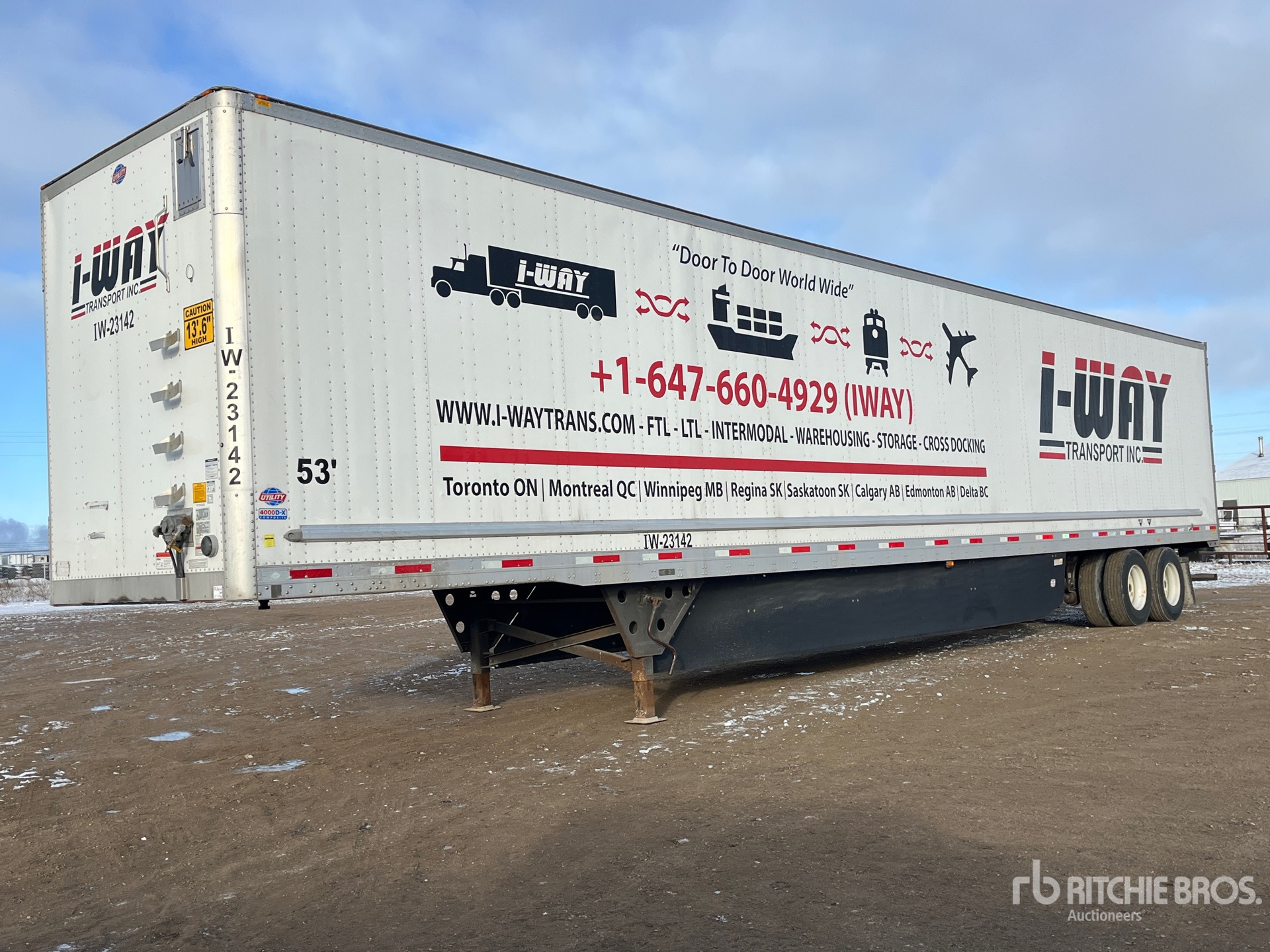 General Appearance with Bild, Ecke vorne links