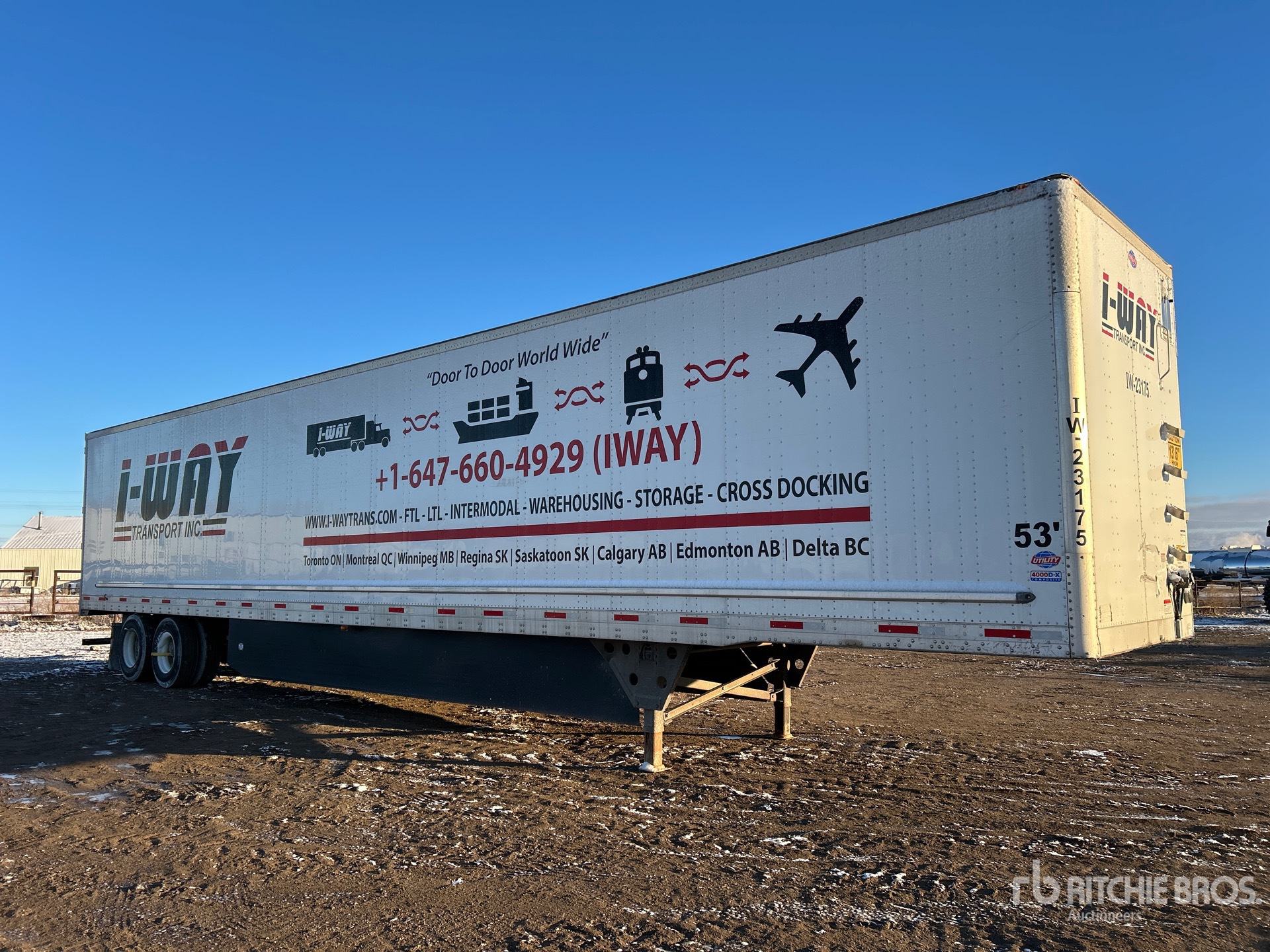 General Appearance with Bild, Ecke vorne rechts