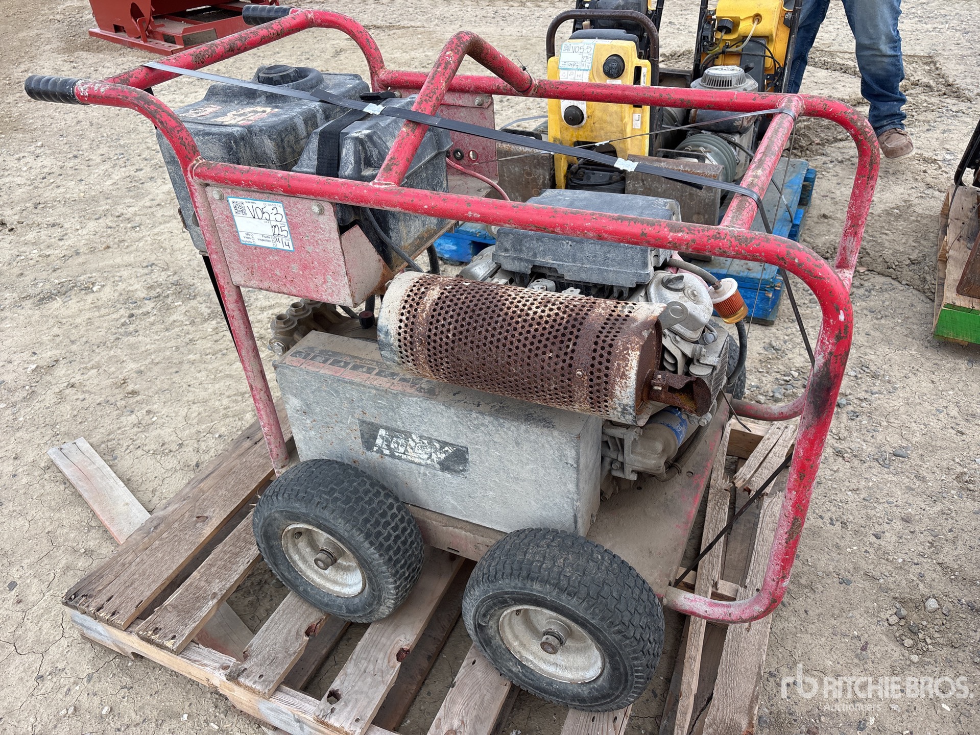 General Appearance with Picture, Right Front Corner