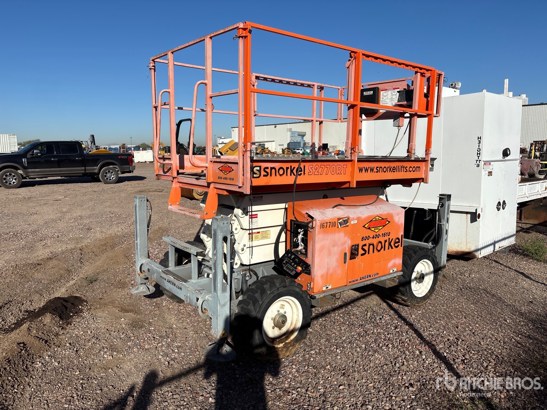 General Appearance with Foto, angolo anteriore sinistro