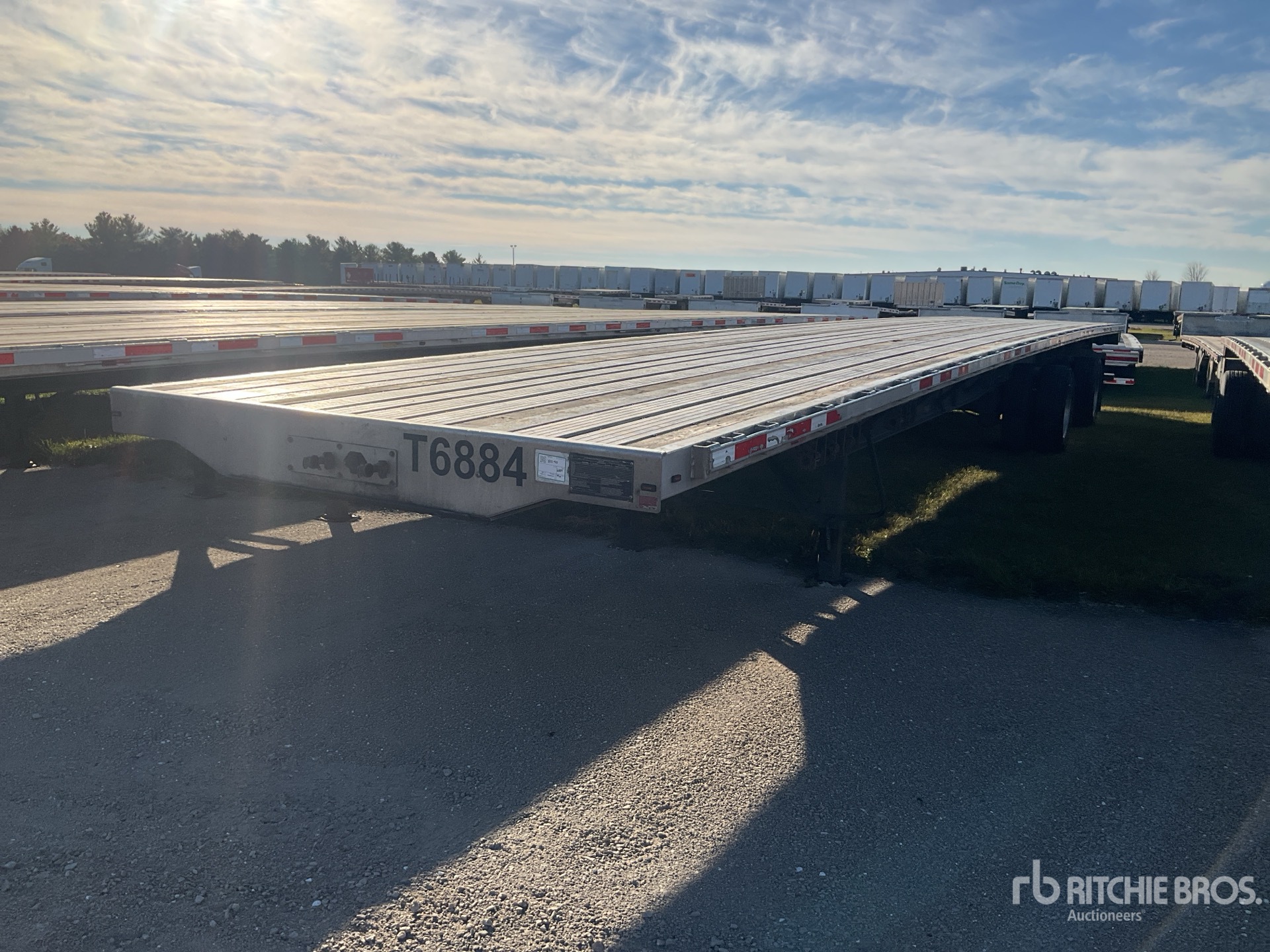 General Appearance with Featured Photo