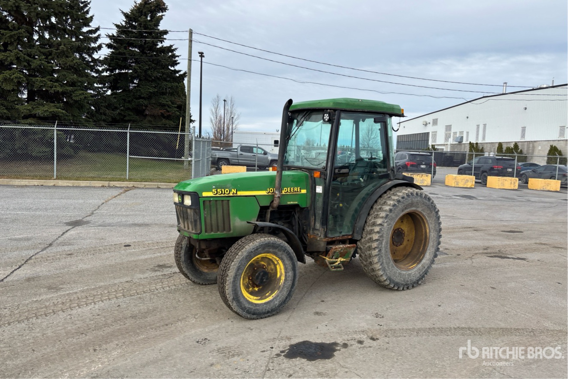 General Appearance with Picture, Left Front Corner